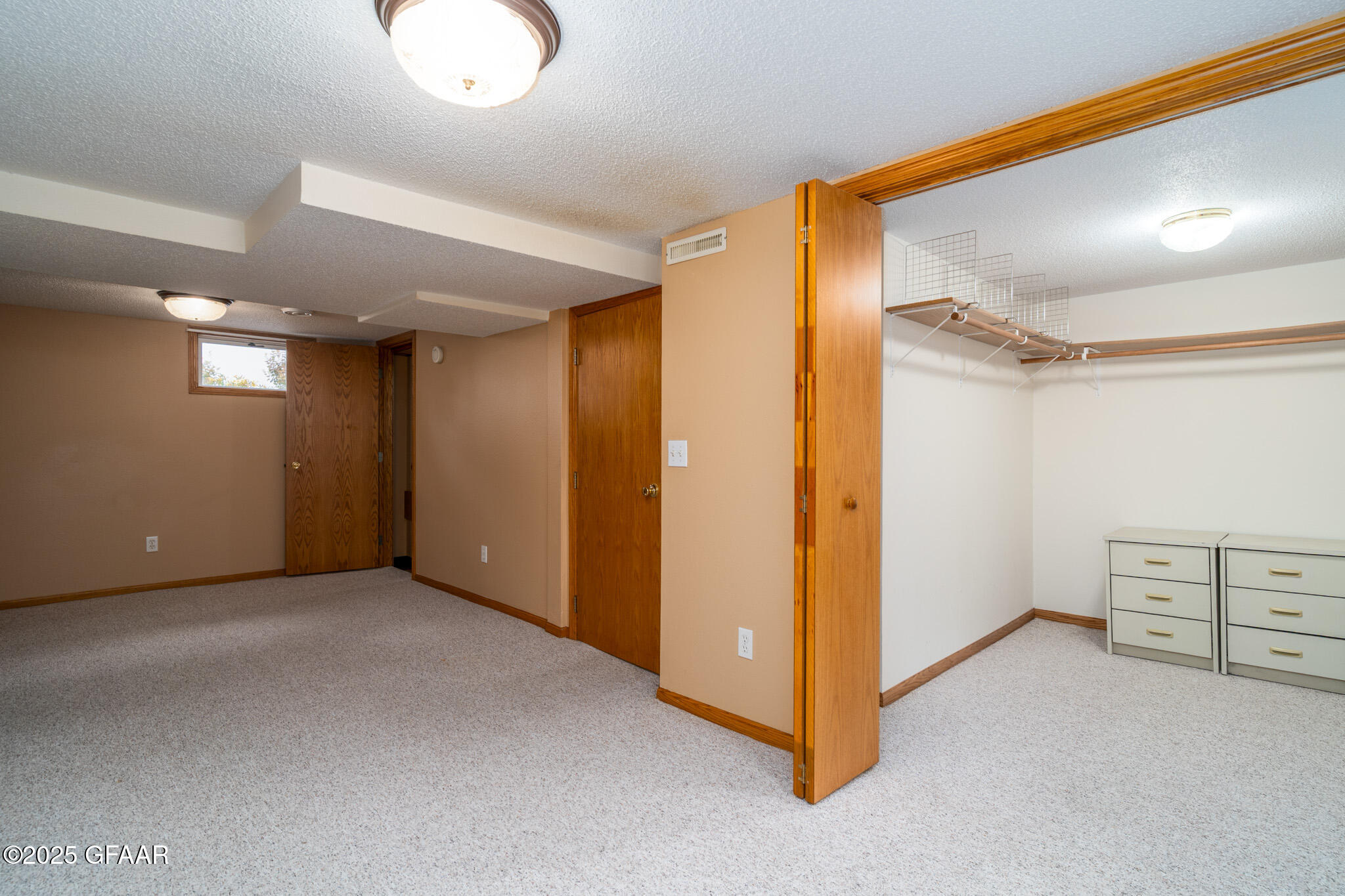 1017 CHESTNUT Street