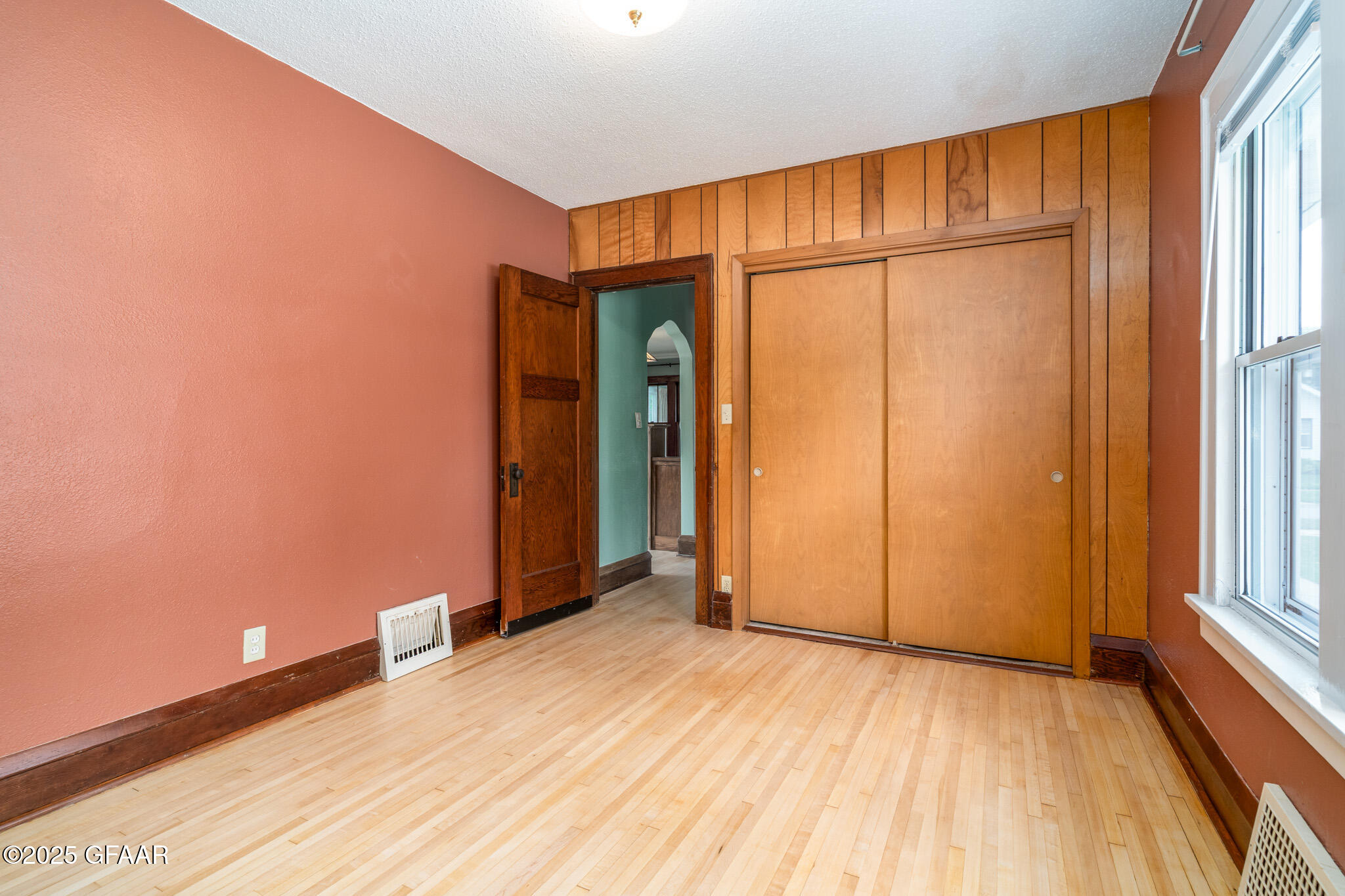 1017 CHESTNUT Street