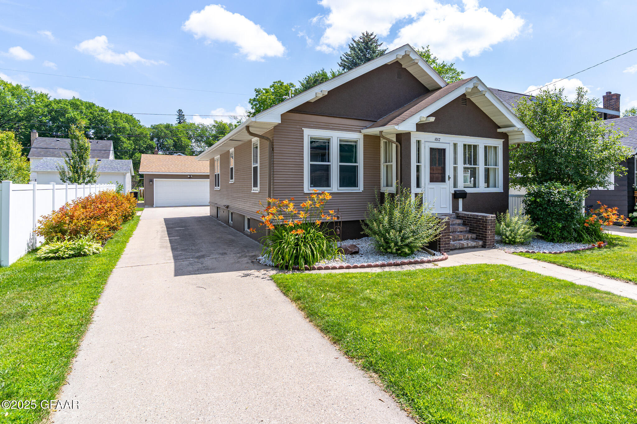 1017 CHESTNUT Street