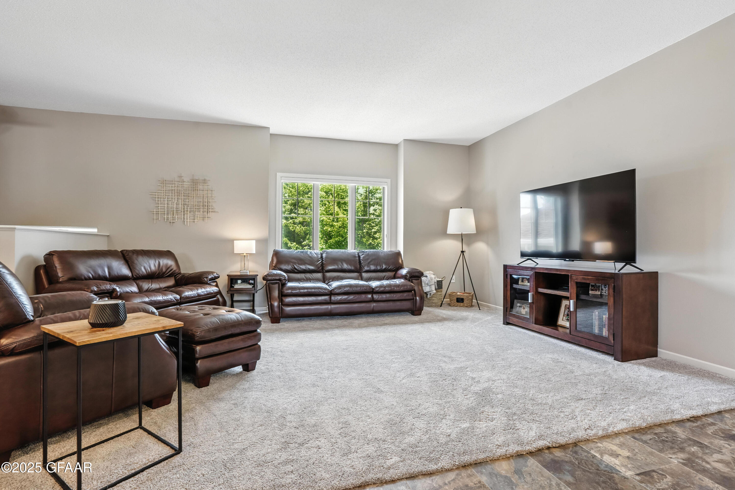 602 MIGHTY ACRES Drive
