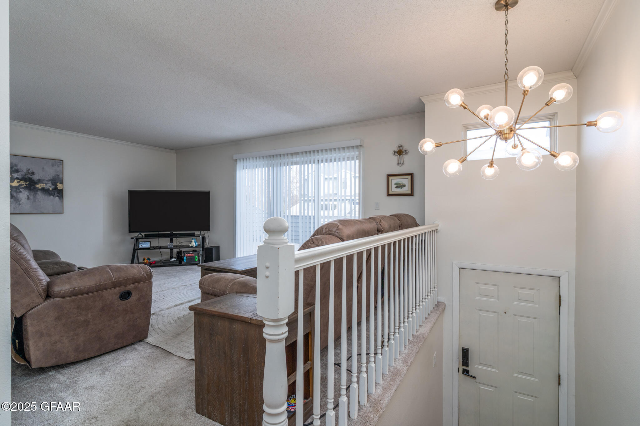 2271 KNIGHTSBRIDGE Court