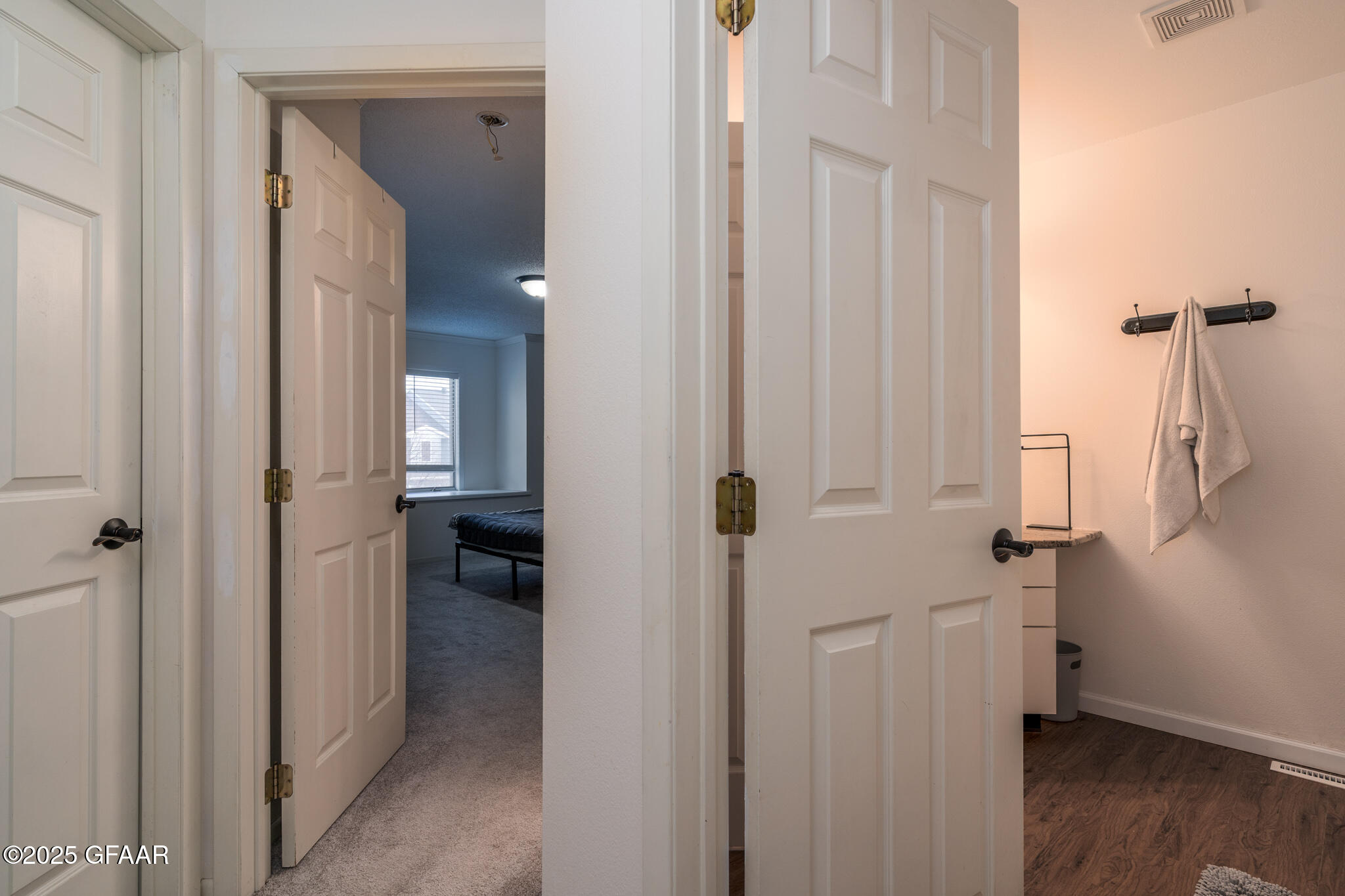 2271 KNIGHTSBRIDGE Court