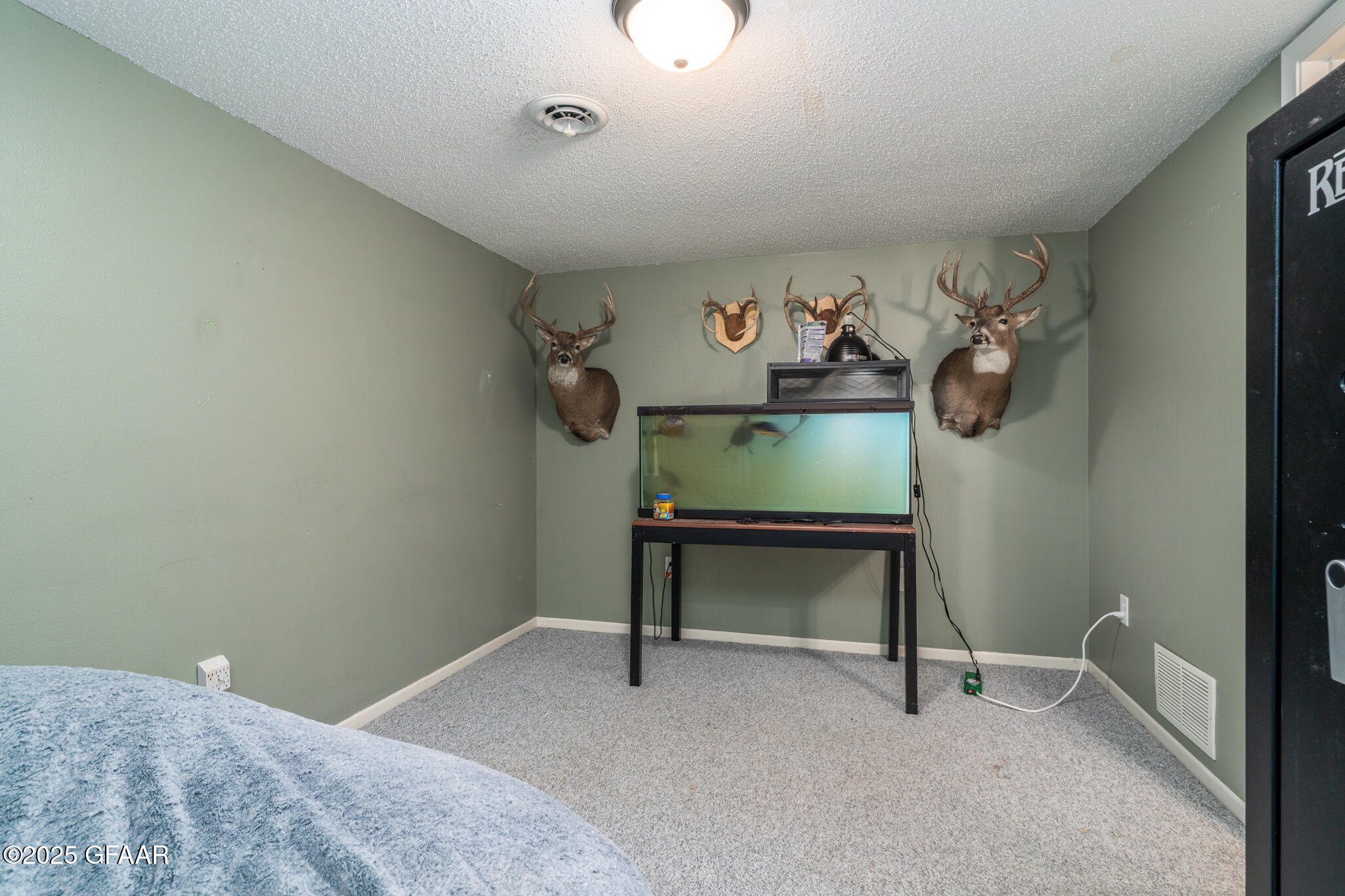 2271 KNIGHTSBRIDGE Court