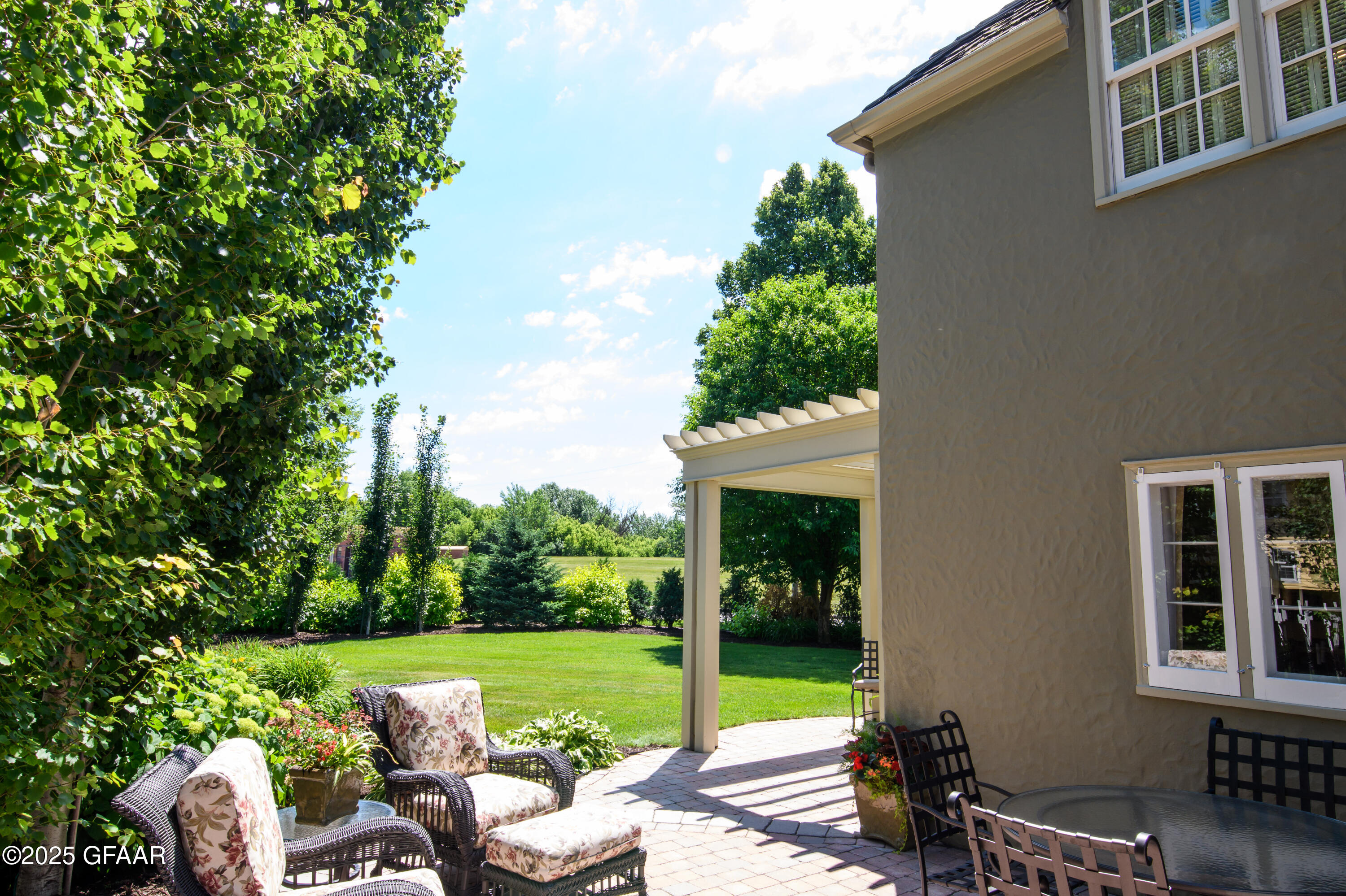 1300 LINCOLN Drive