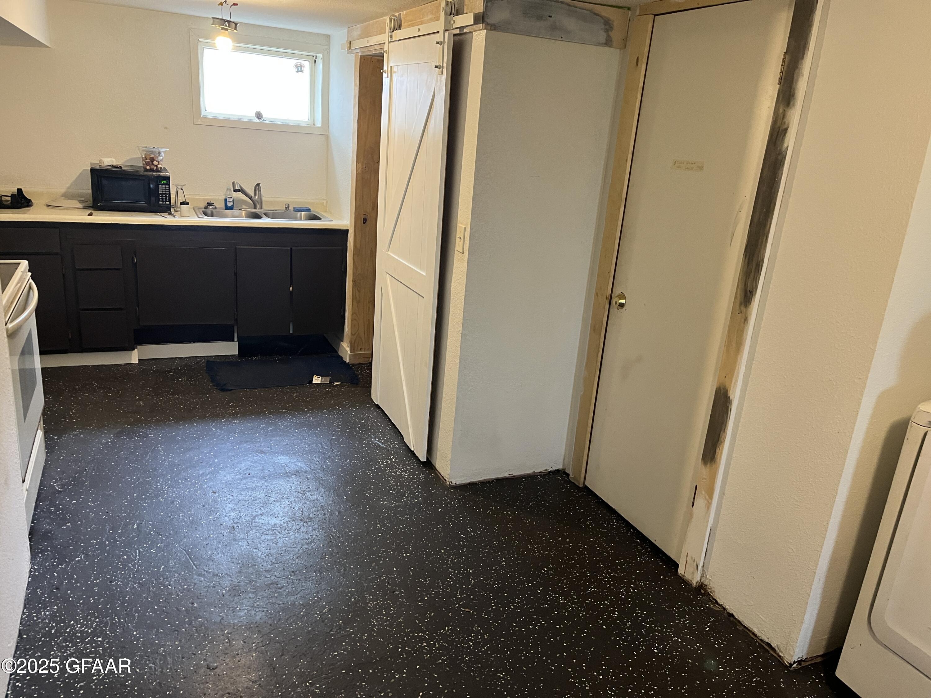 714 ALEXANDER Avenue