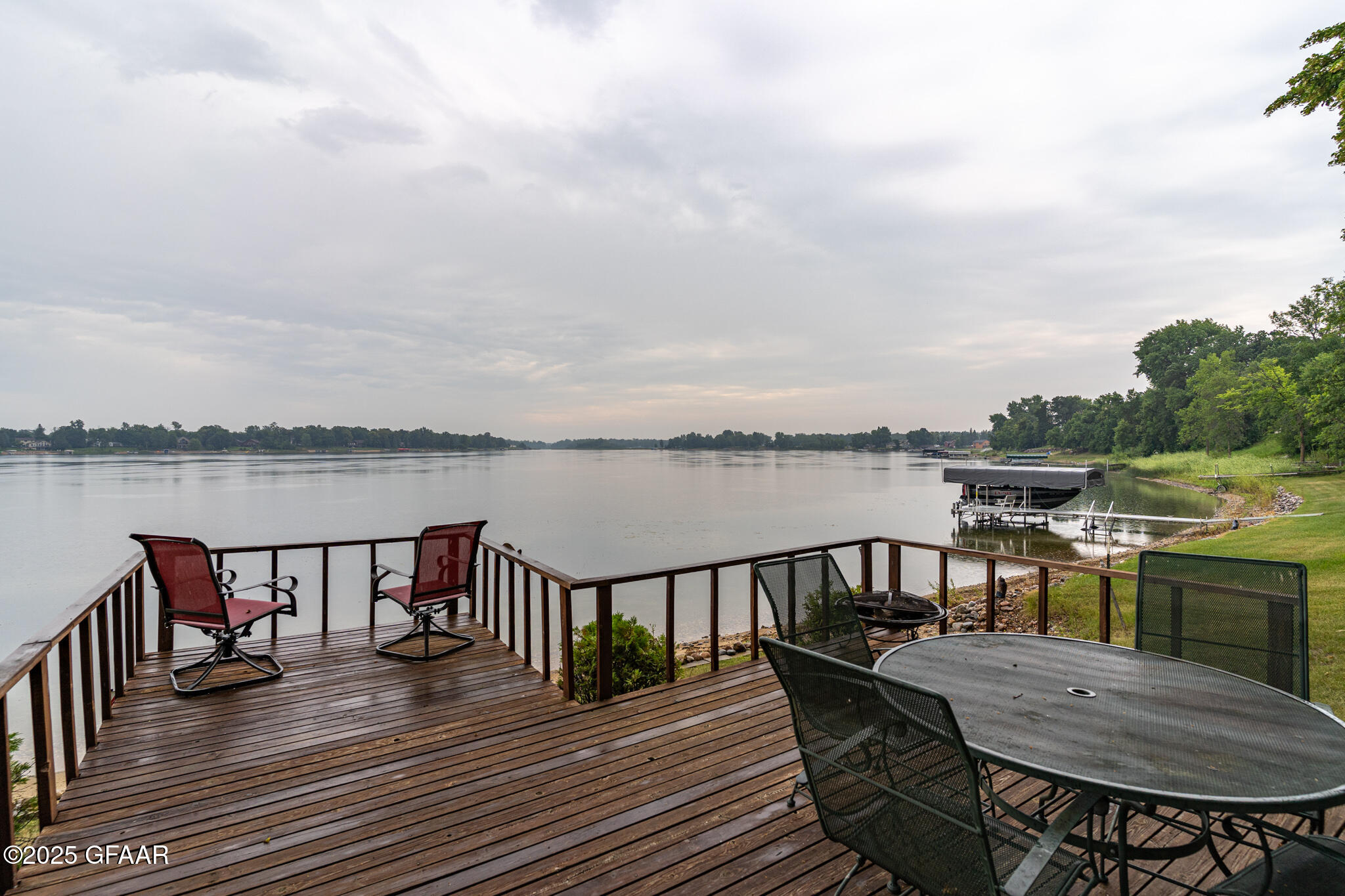 39326 WEST SHORE Drive SE