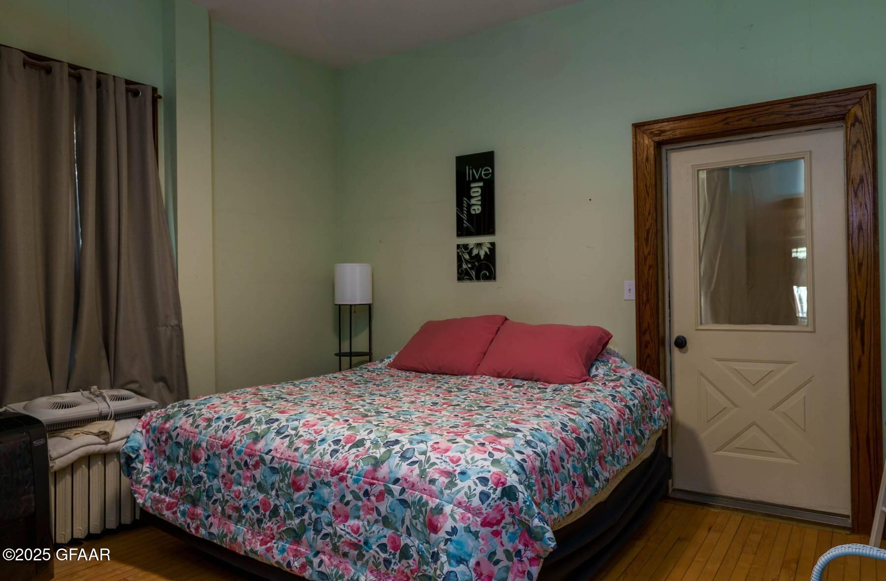 623 CENTRAL Street N