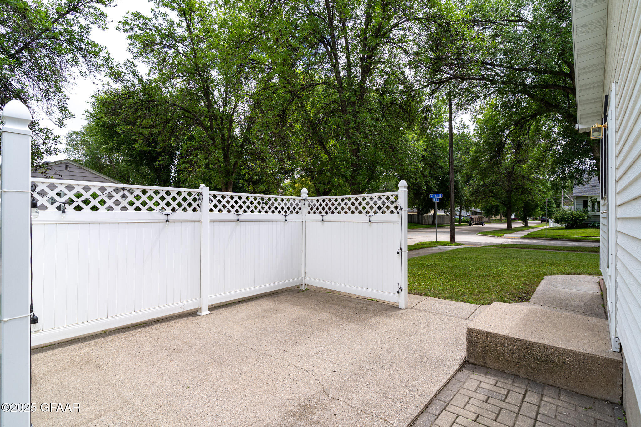 1802 9TH Avenue N