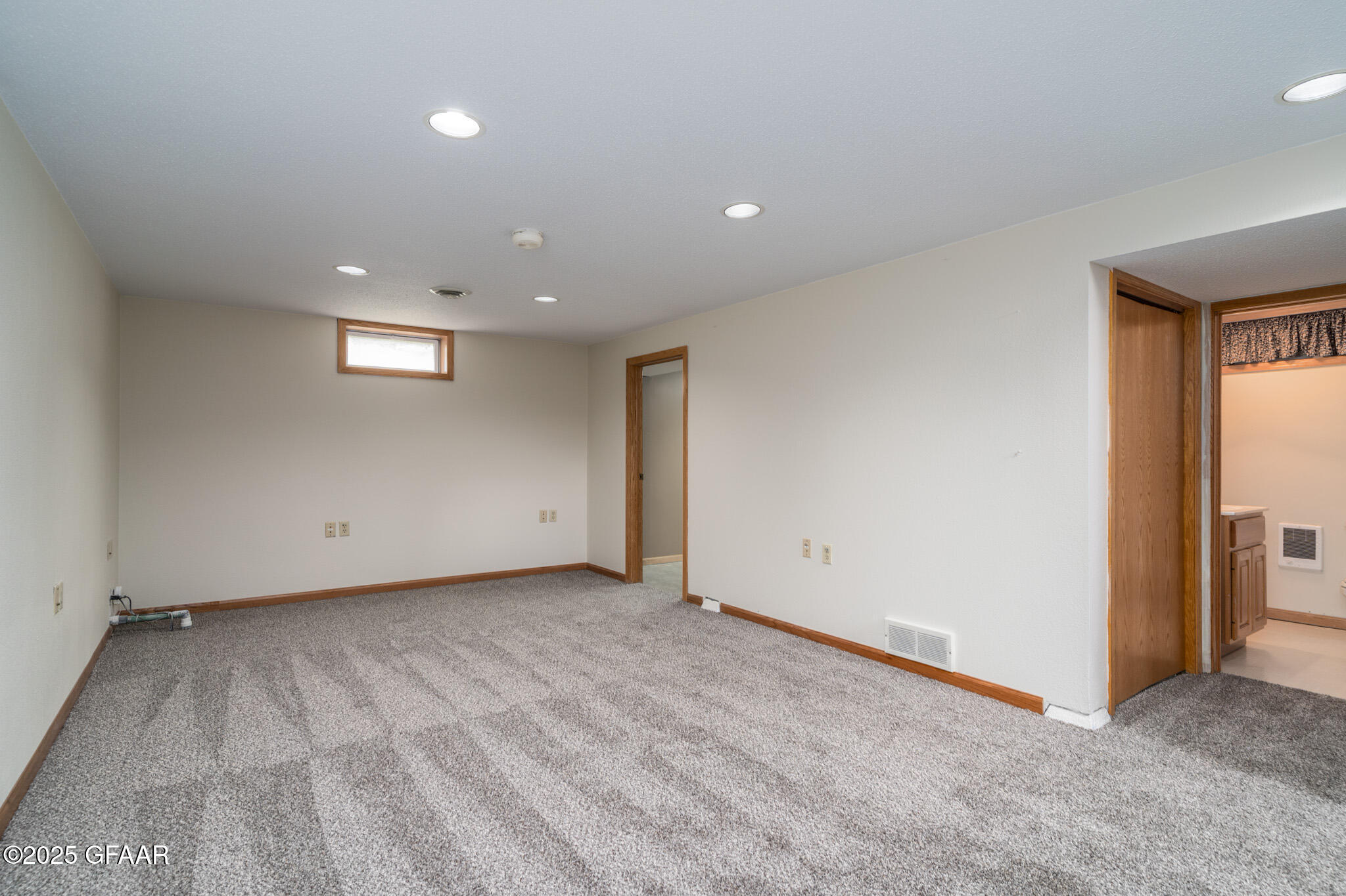 1802 9TH Avenue N