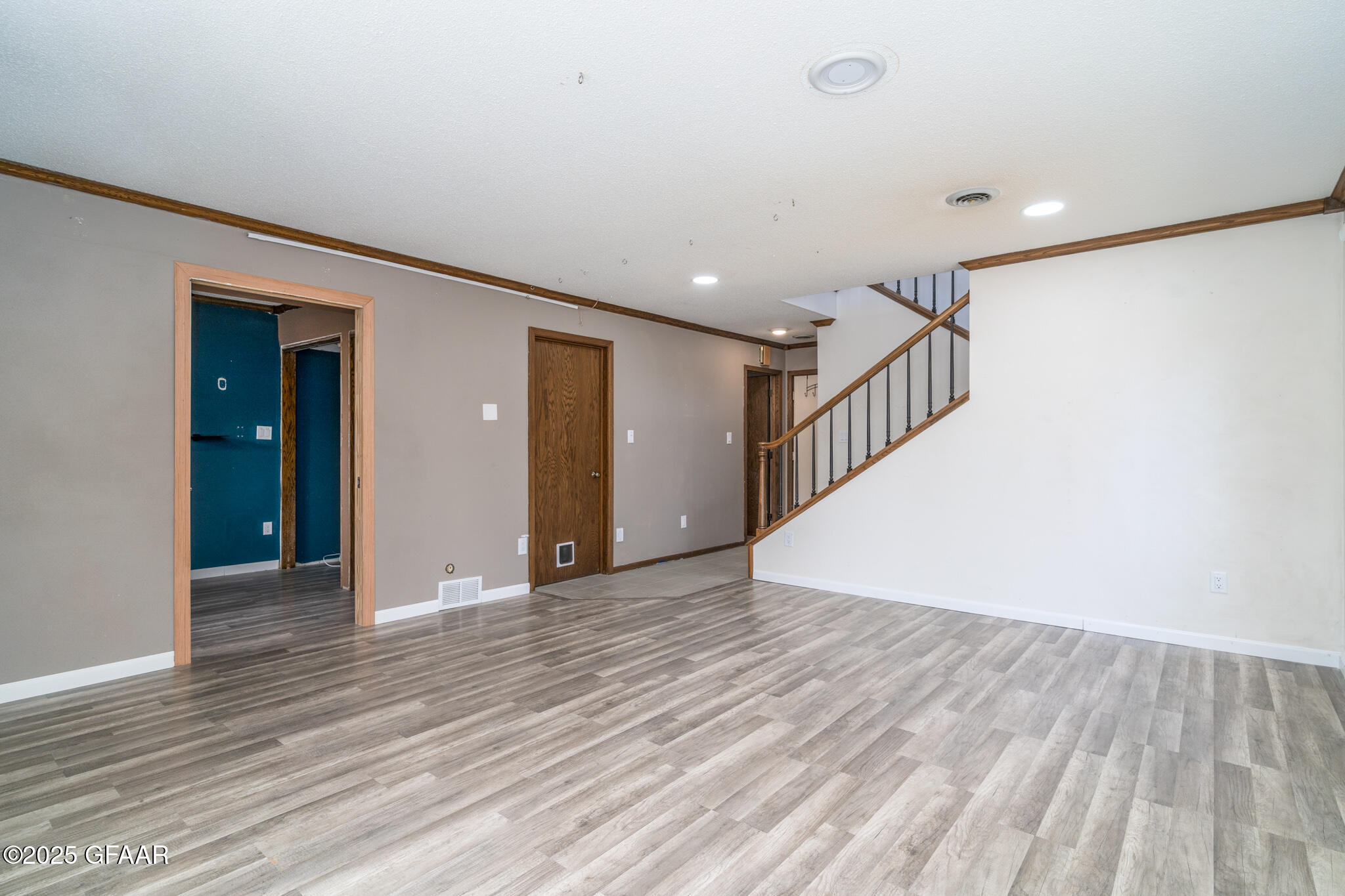 815 40TH Avenue S, E119