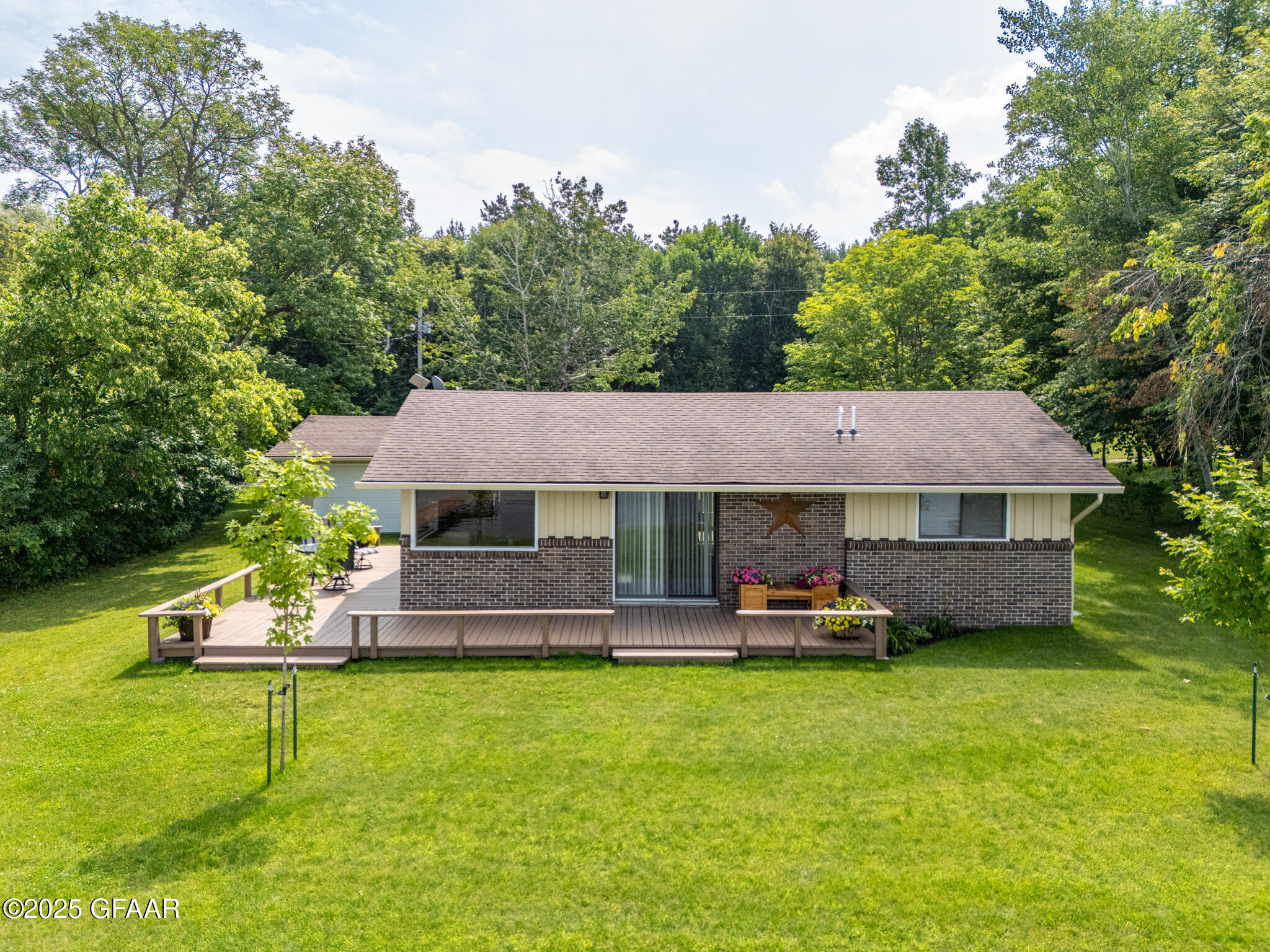 34531 E TRINITY PT Road SE