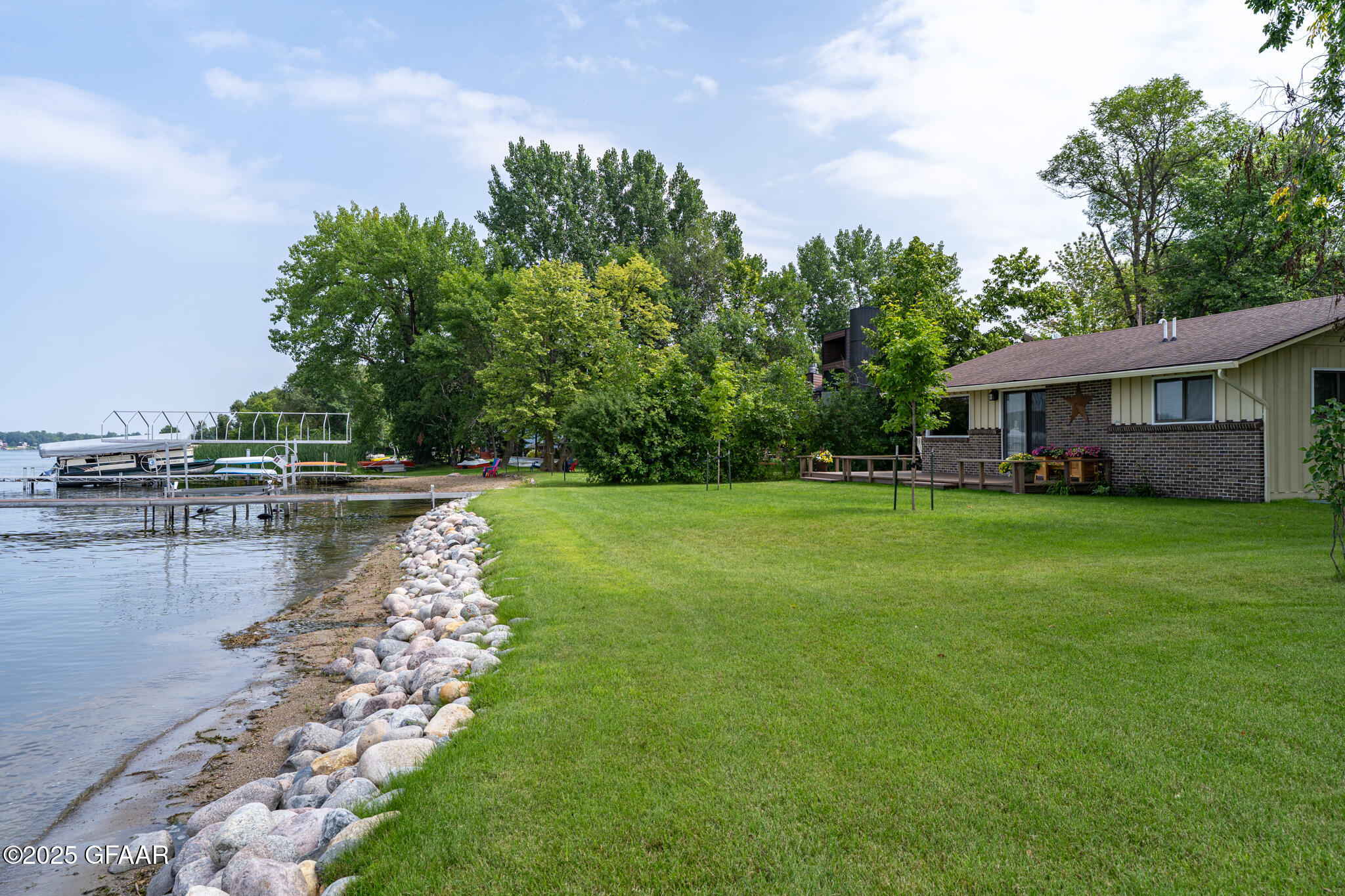 34531 E TRINITY PT Road SE