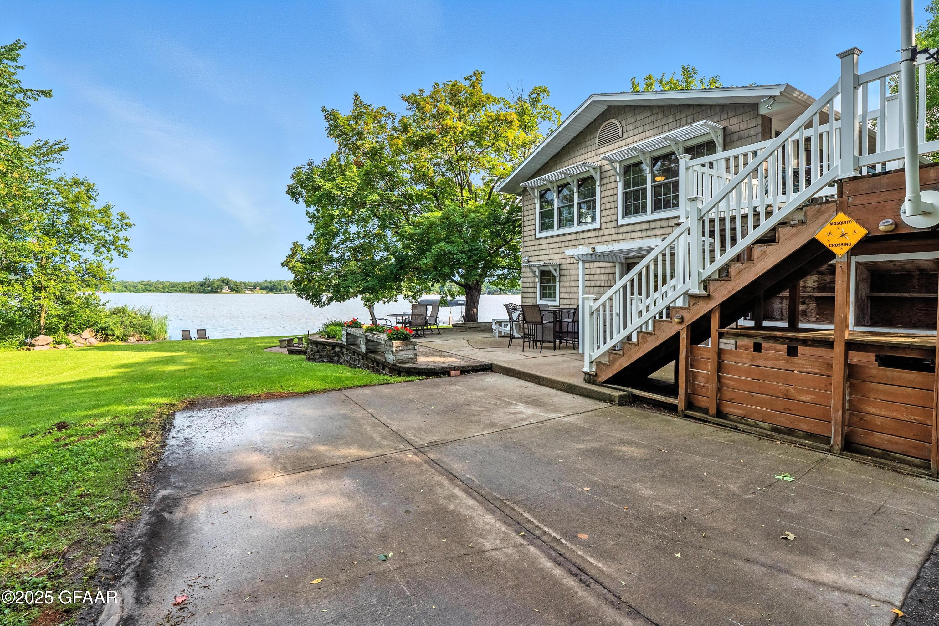 14316 MAPLE Drive SE