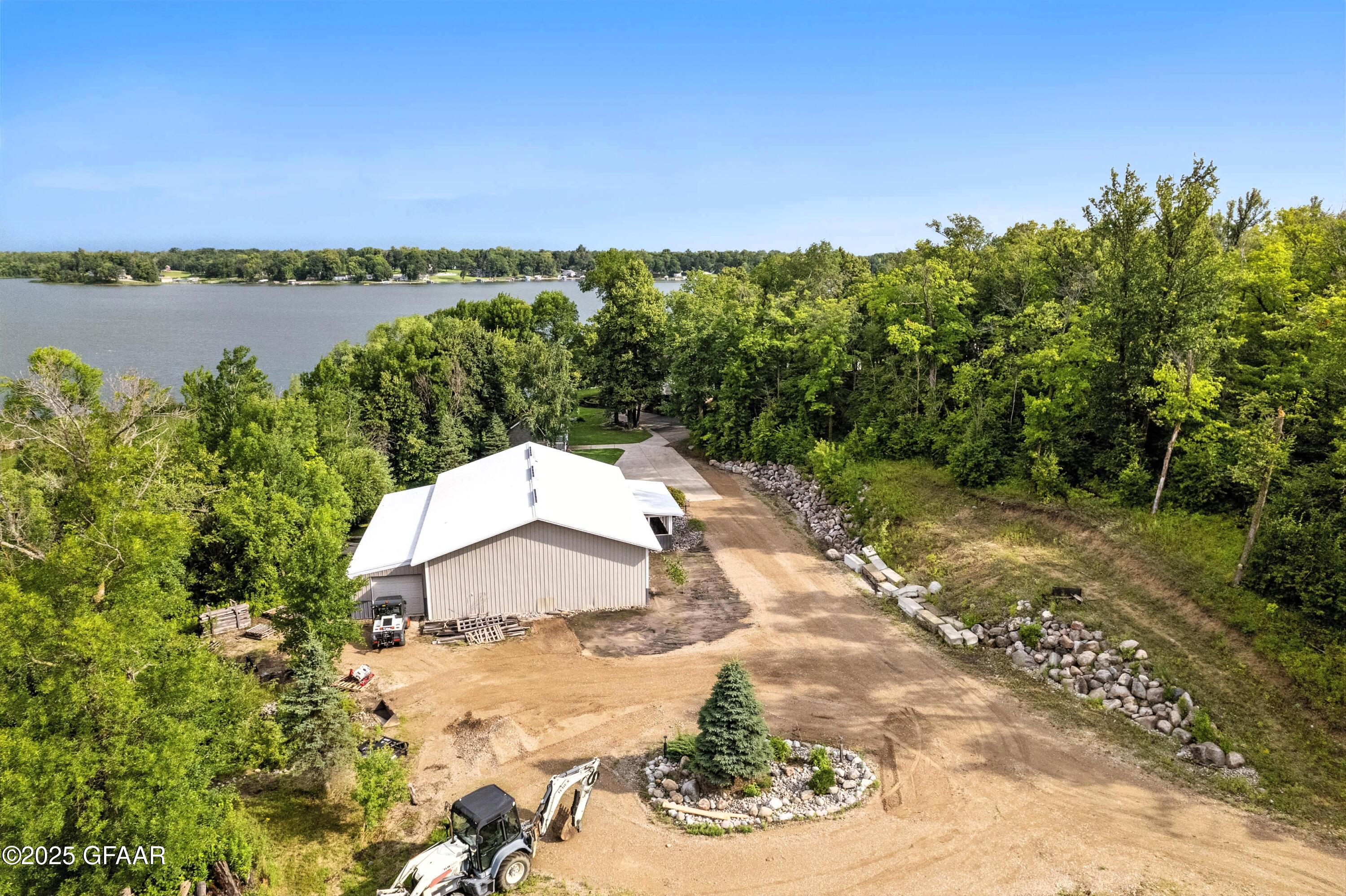 14316 MAPLE Drive SE