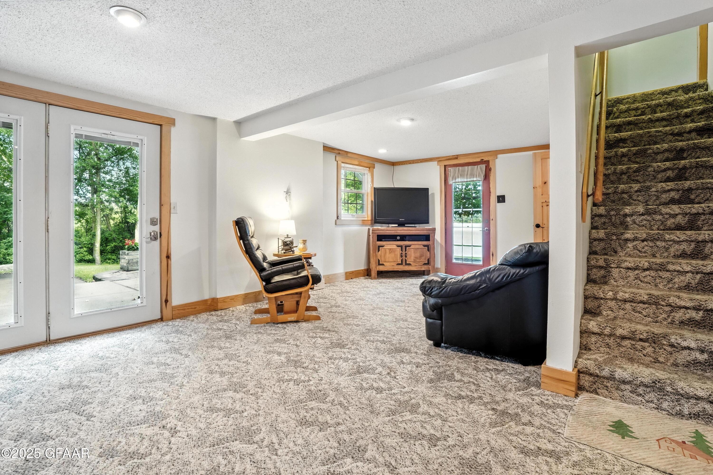 14316 MAPLE Drive SE