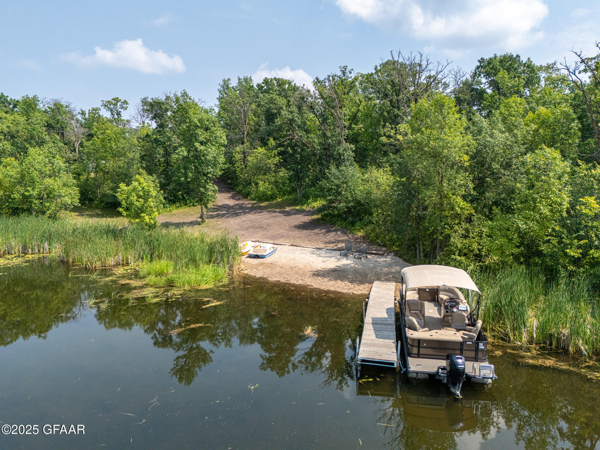 14073 RED OAK Road SE
