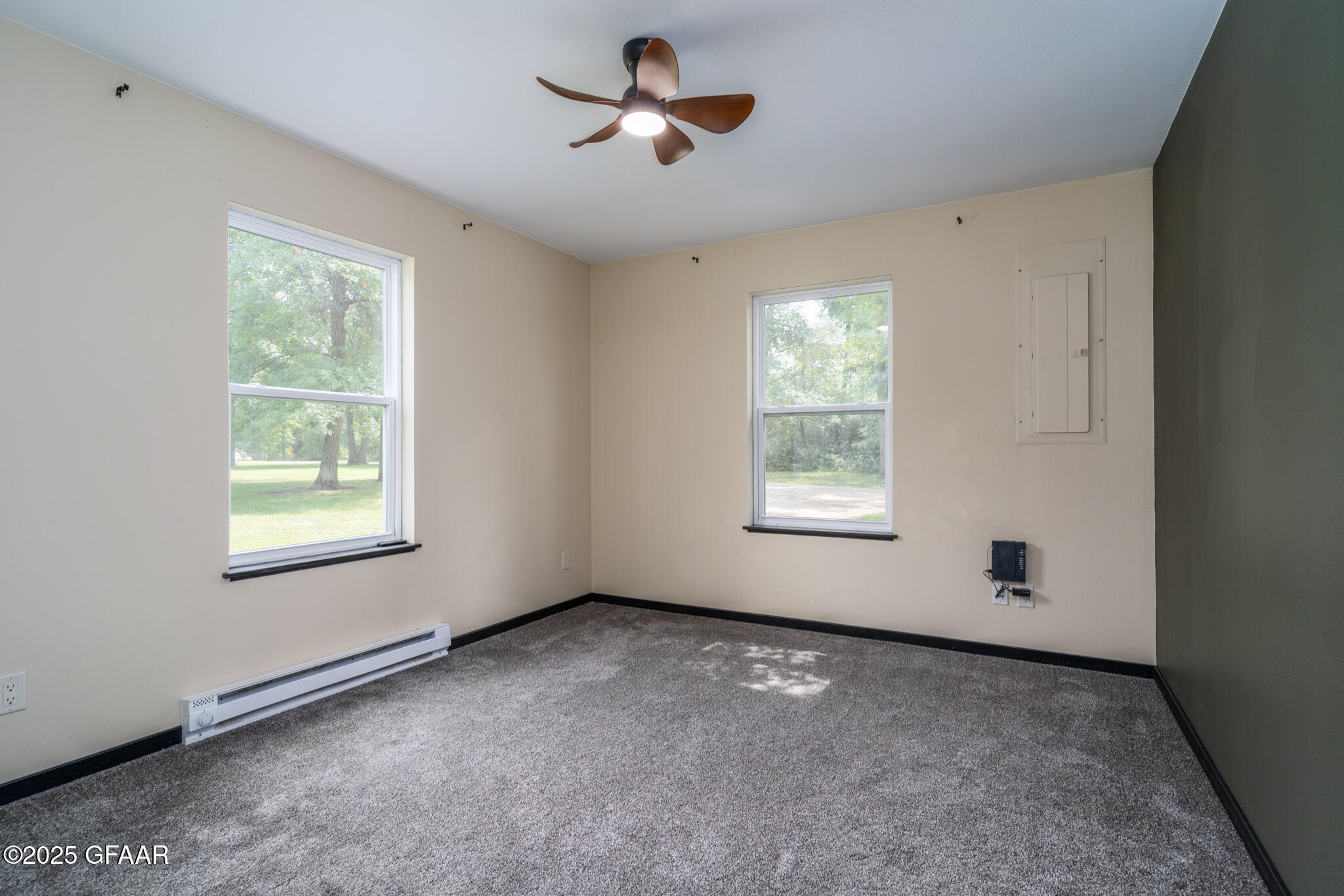 14073 RED OAK Road SE