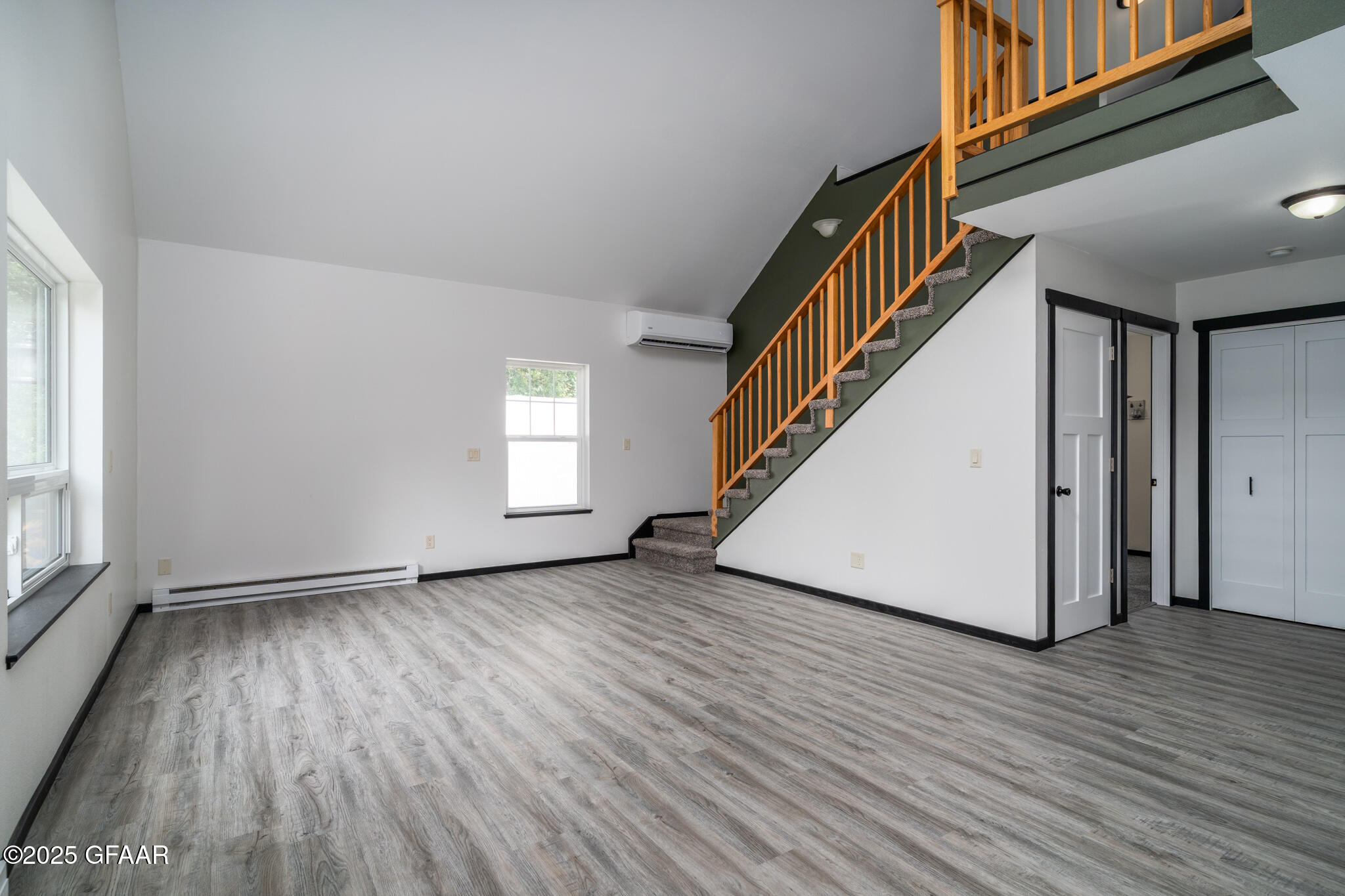 14073 RED OAK Road SE