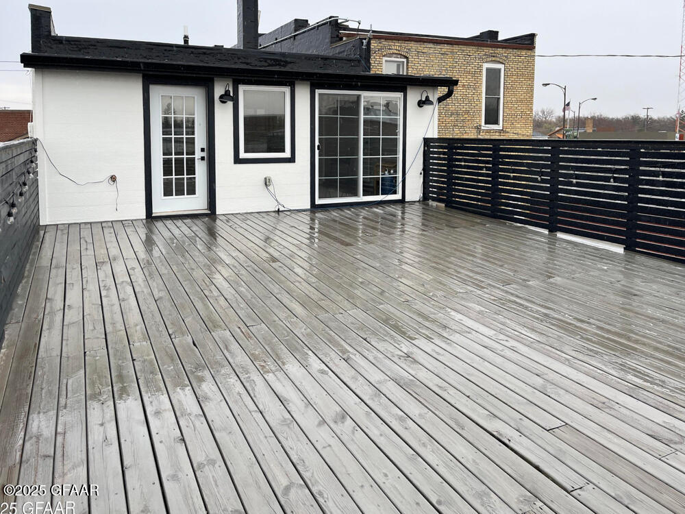 114 2ND Street SE