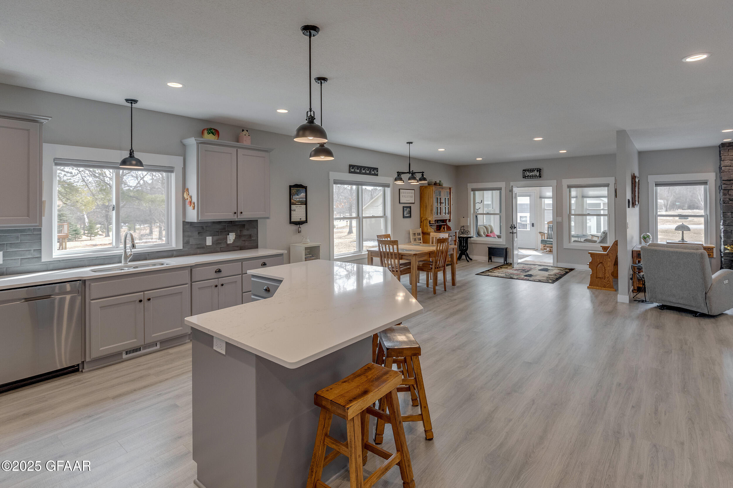 6461 KABEKONA BEACH Road NW