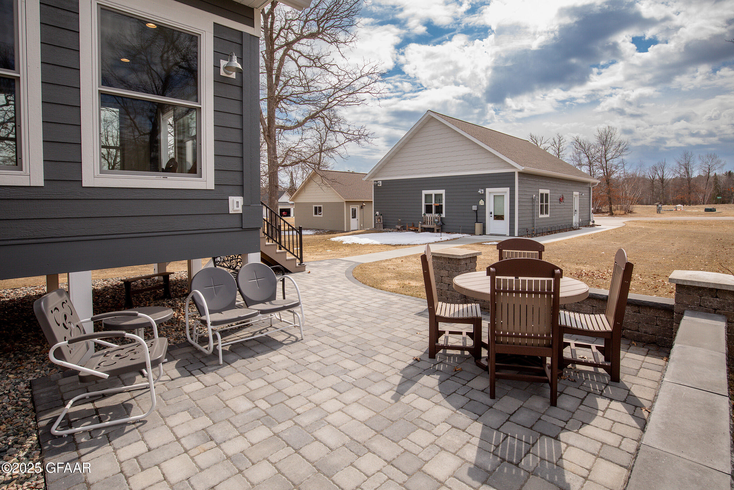 6461 KABEKONA BEACH Road NW