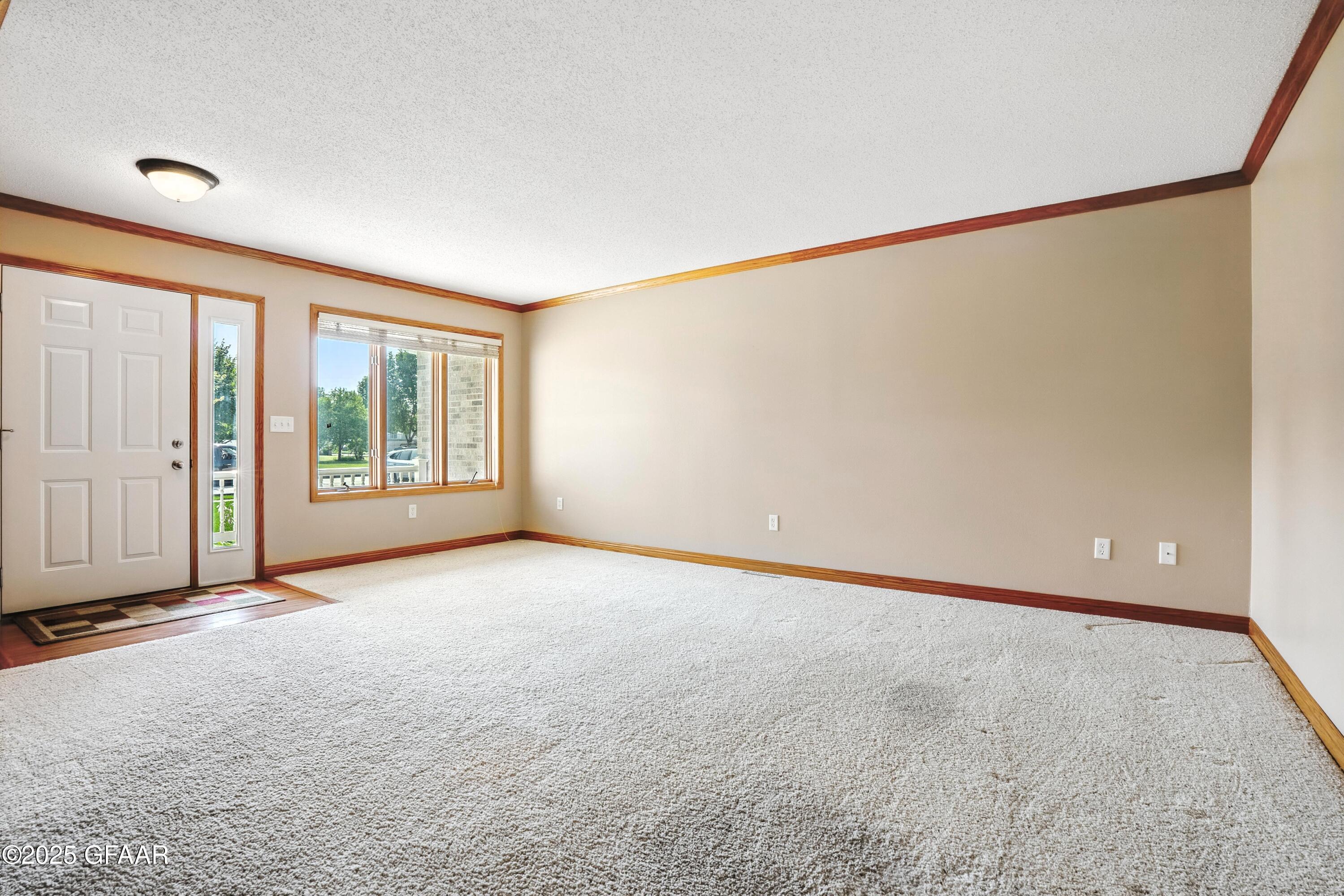 2521 PEMBROOKE Drive