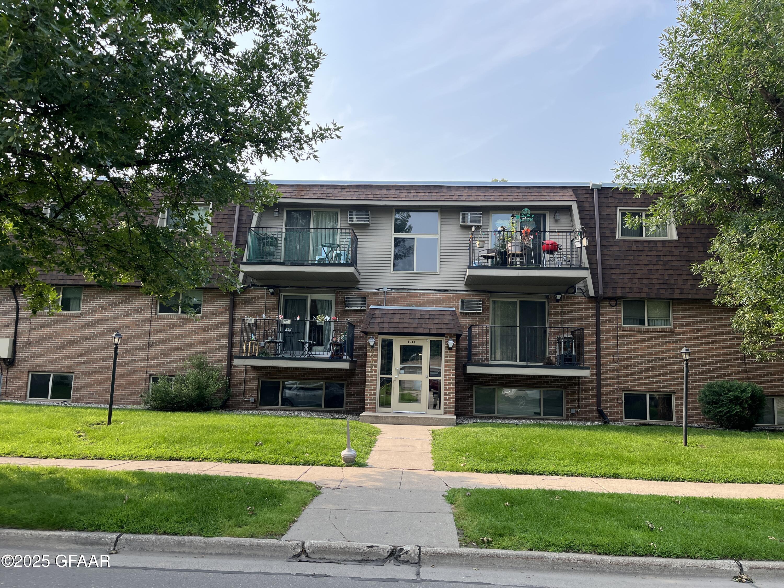 1711 21ST Avenue S, 107