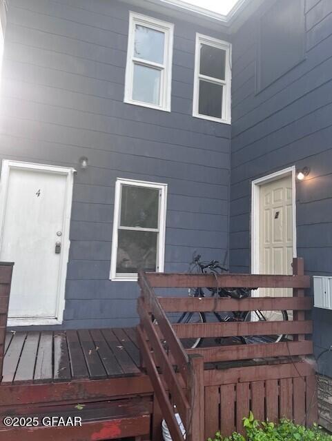 310 WALNUT Street