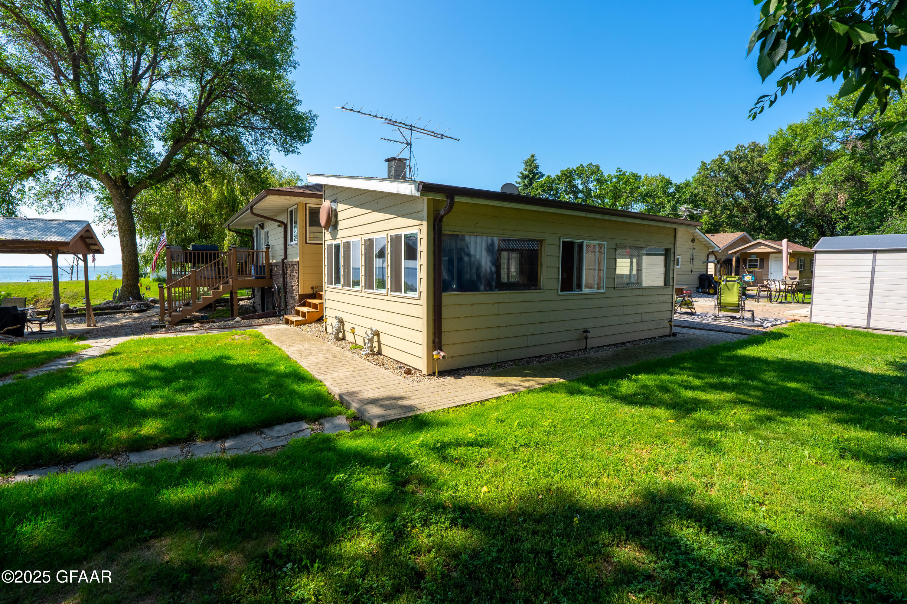 213 ROCK ISLAND Drive