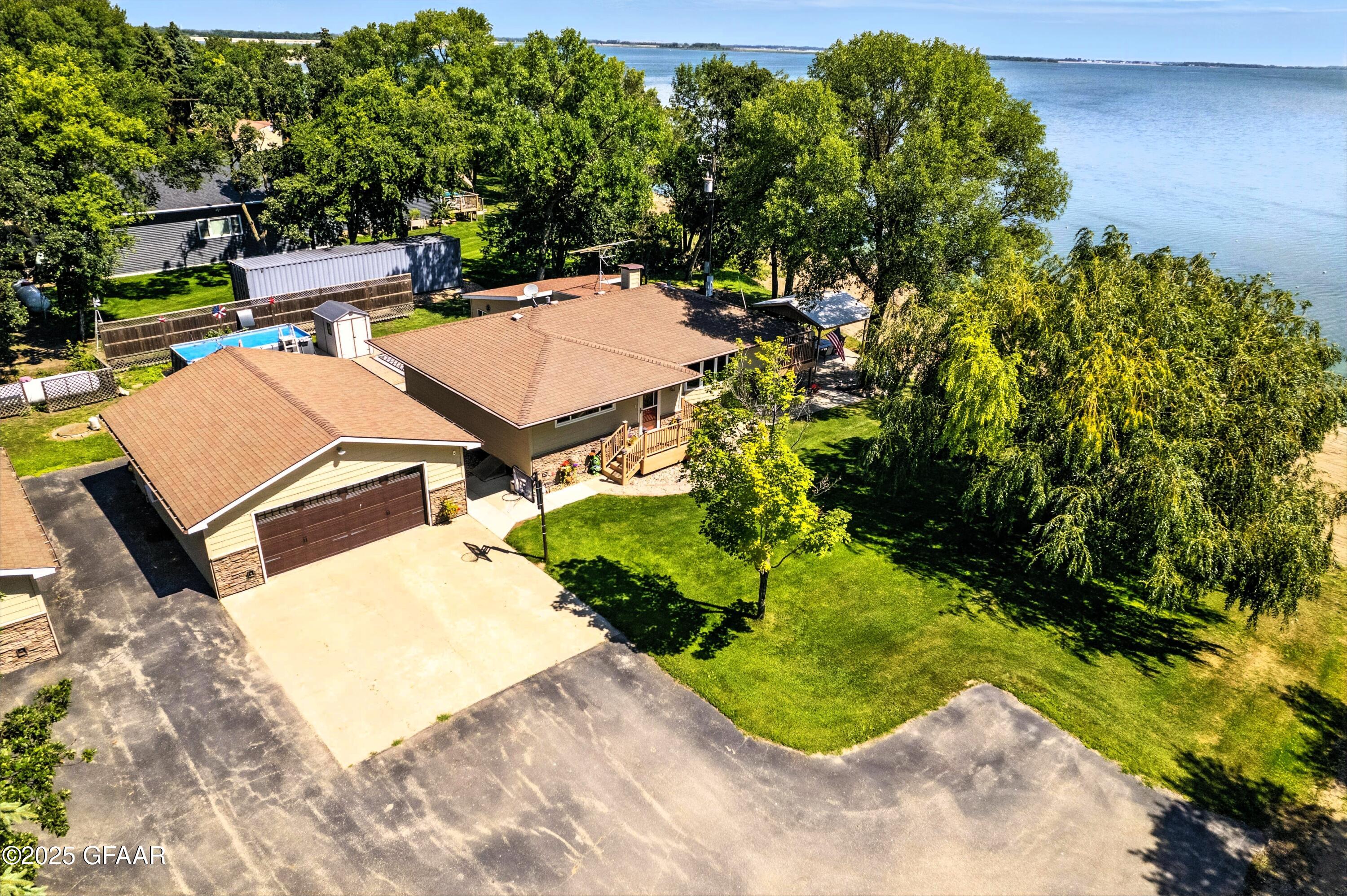 213 ROCK ISLAND Drive