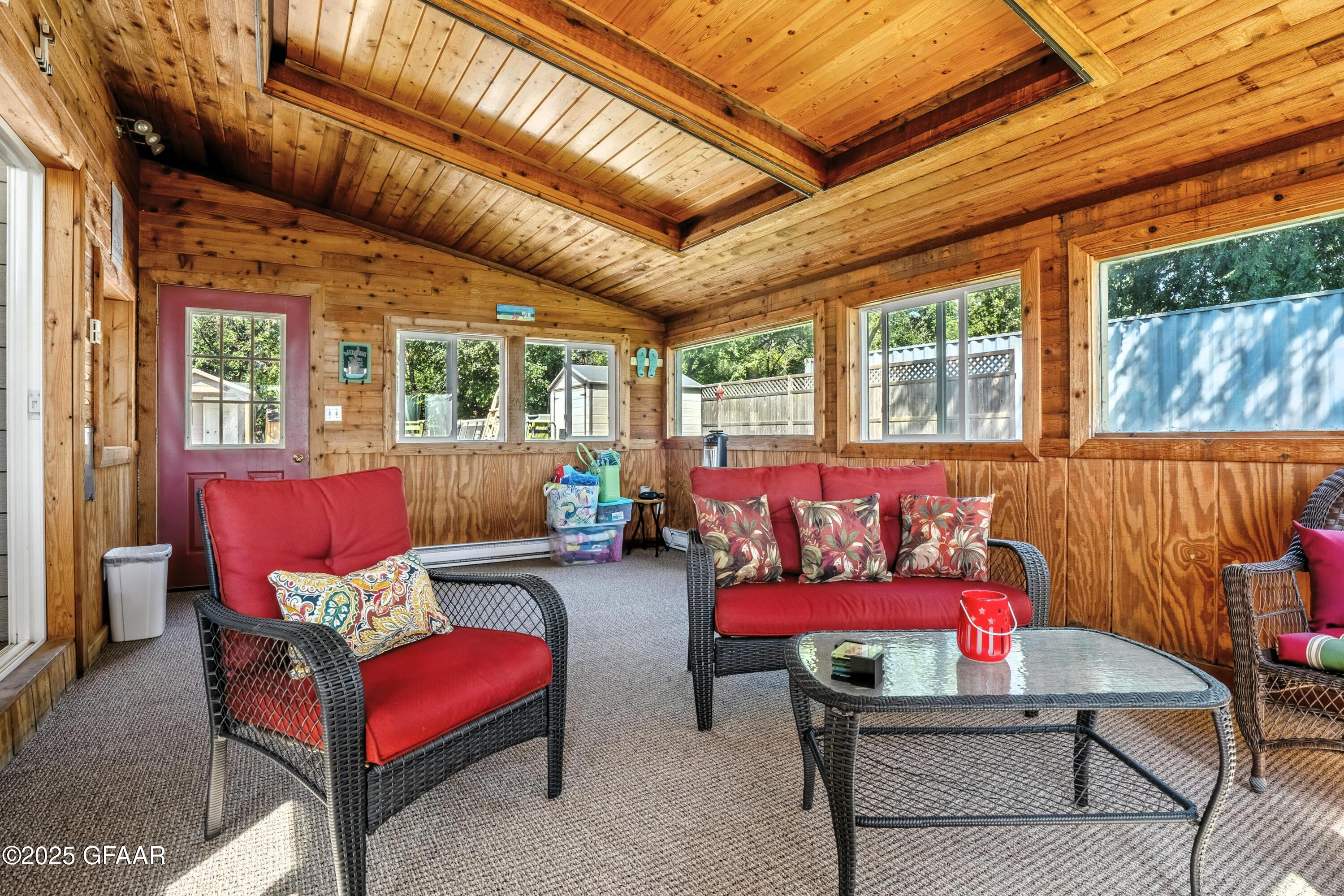 213 ROCK ISLAND Drive