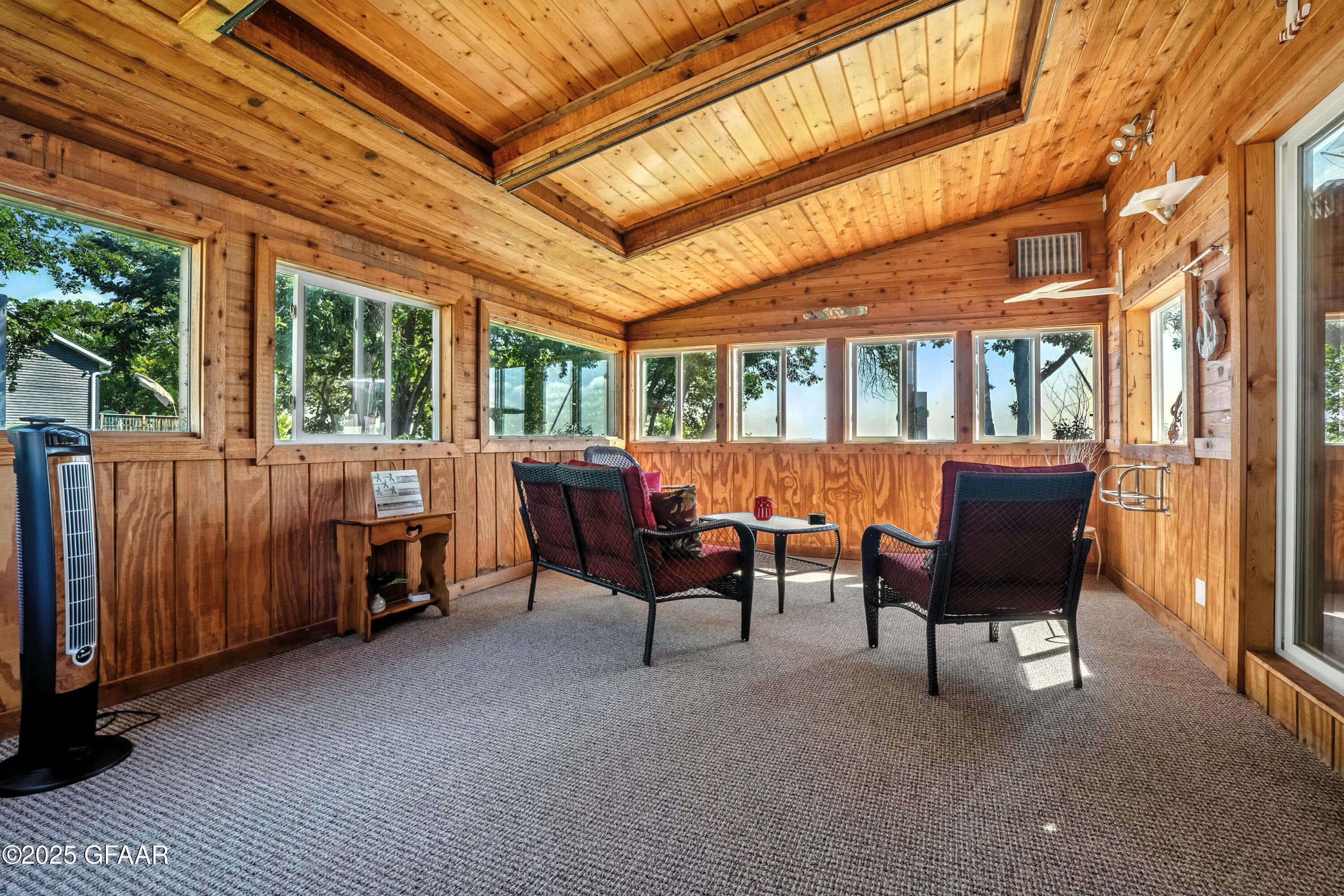 213 ROCK ISLAND Drive