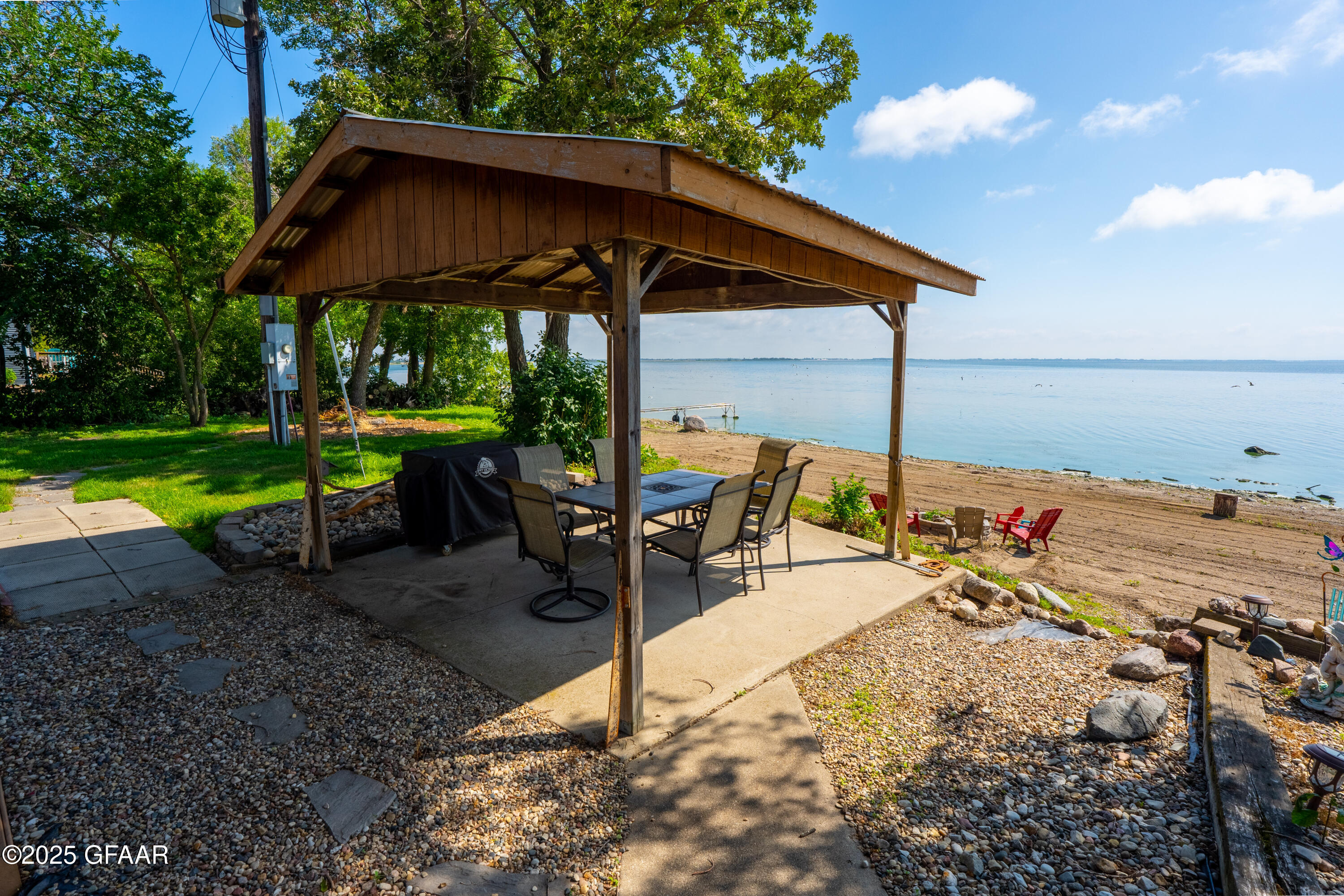 213 ROCK ISLAND Drive