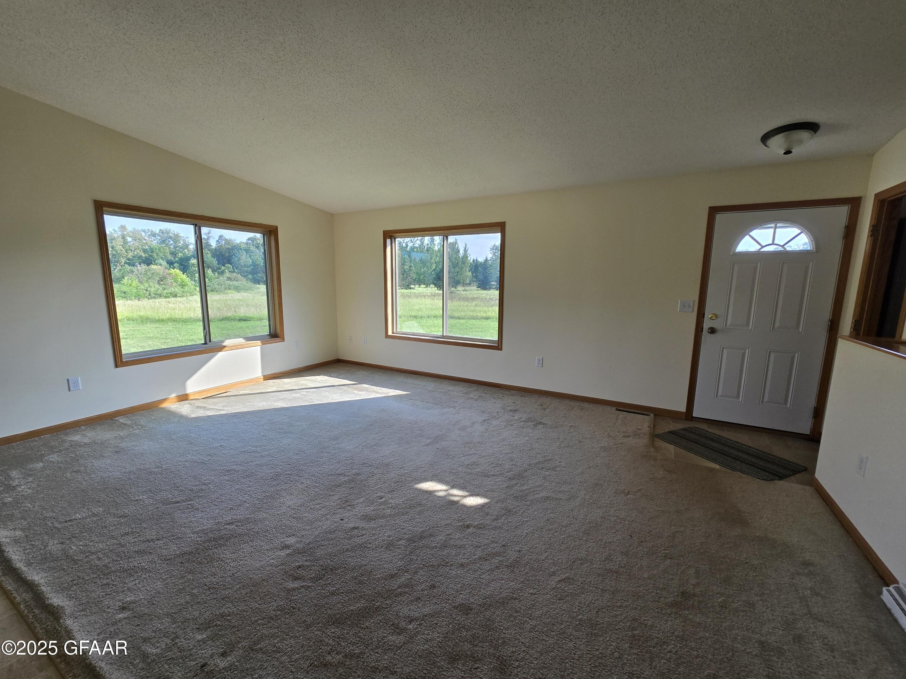 9446 COUNTY RD 12