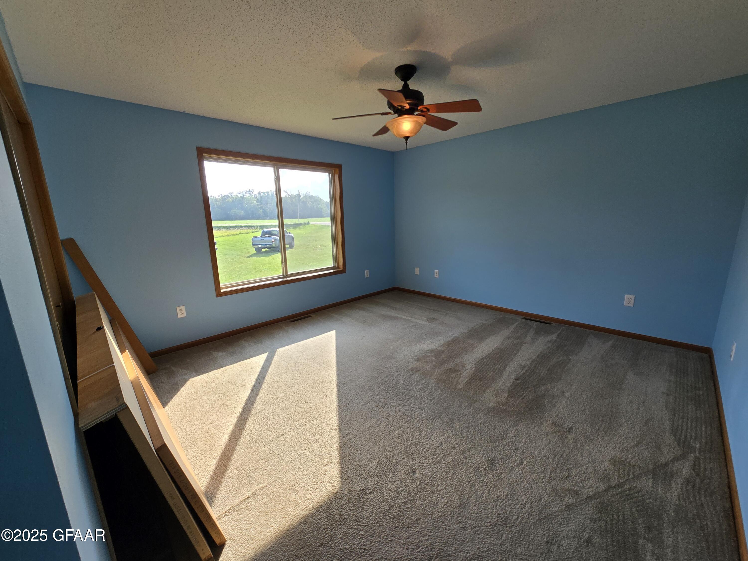 9446 COUNTY RD 12