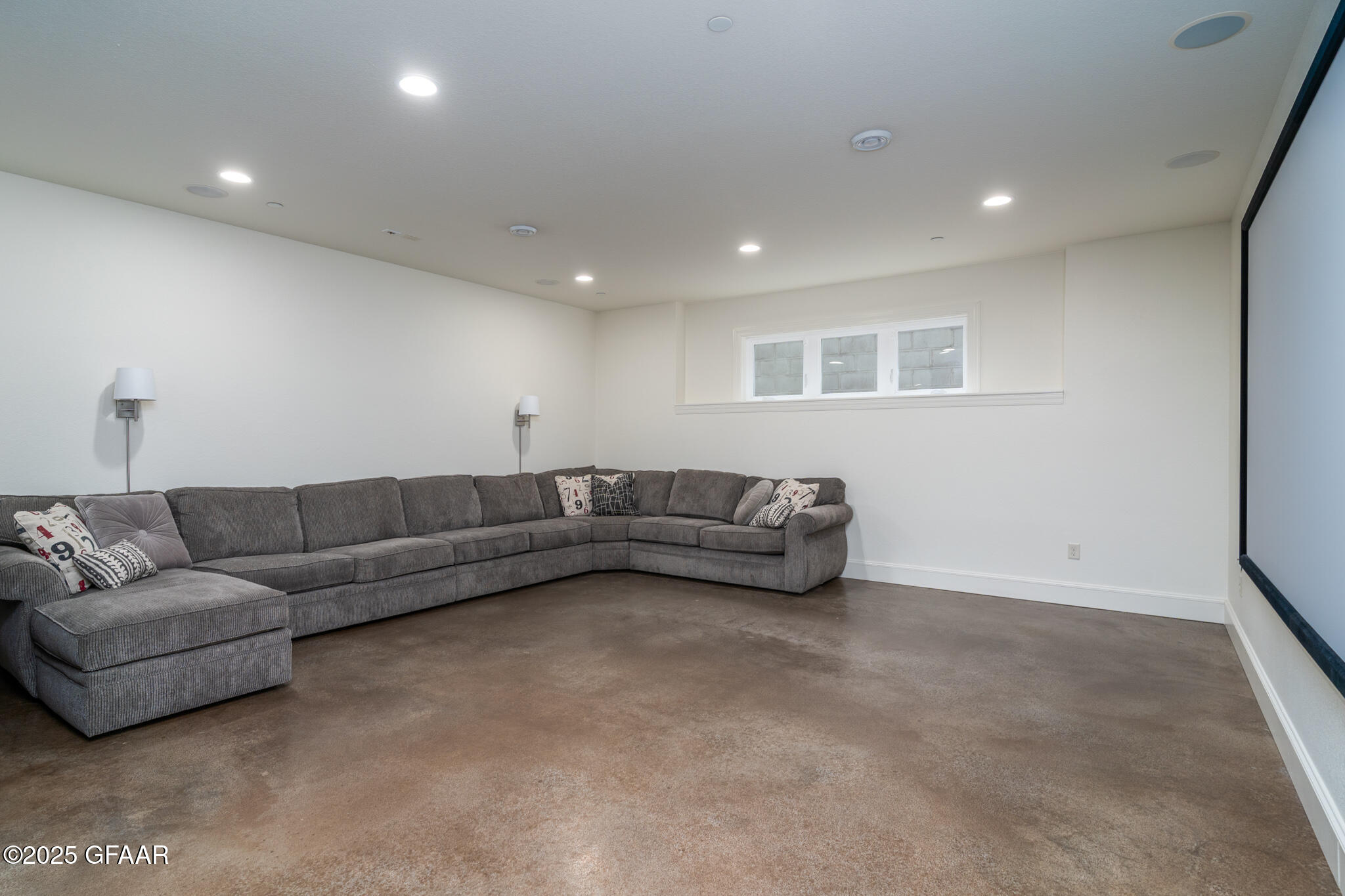 1759 LYDIA Circle