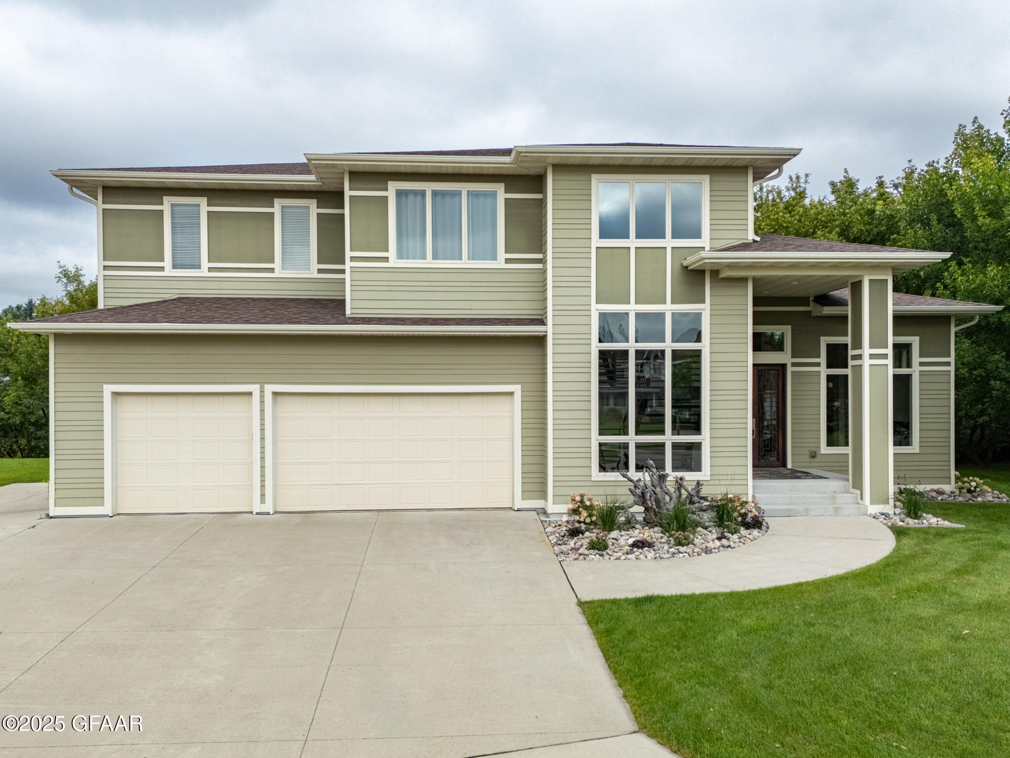 1759 LYDIA Circle