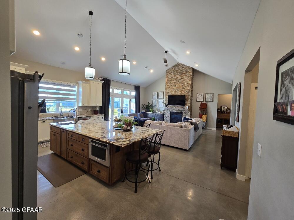 1542 ROSEBUD Circle