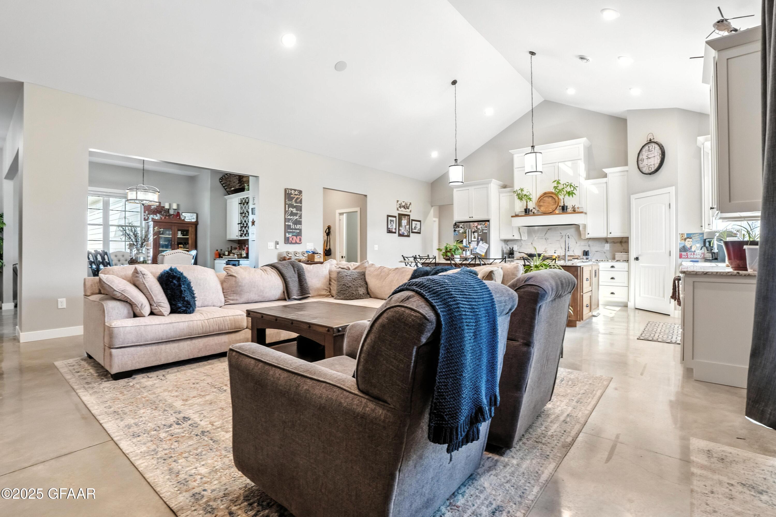 1542 ROSEBUD Circle