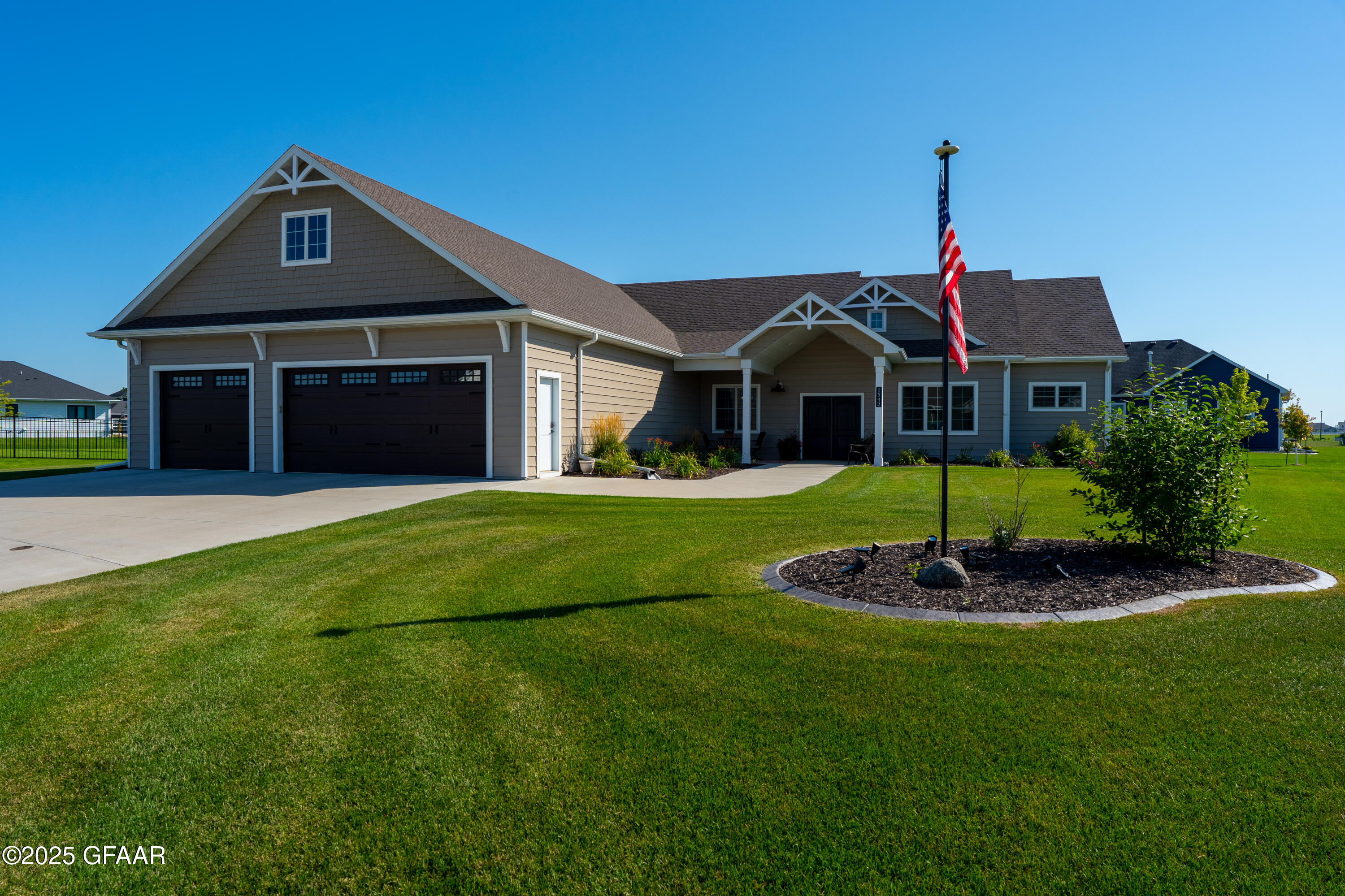1542 ROSEBUD Circle
