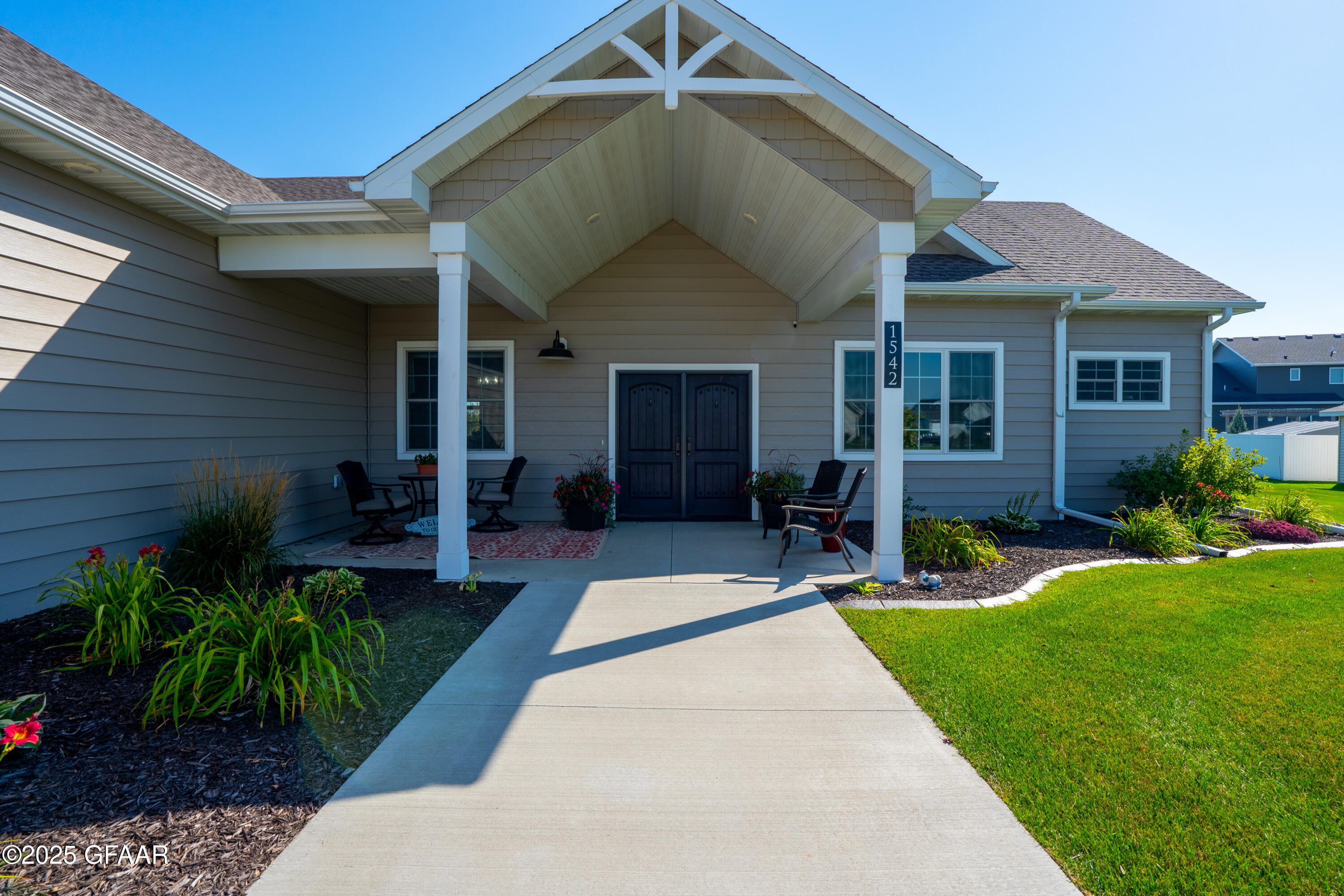 1542 ROSEBUD Circle