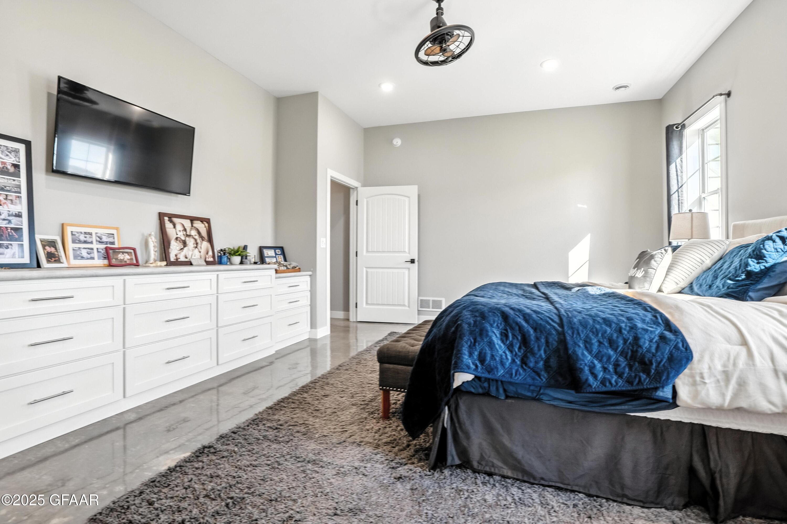 1542 ROSEBUD Circle