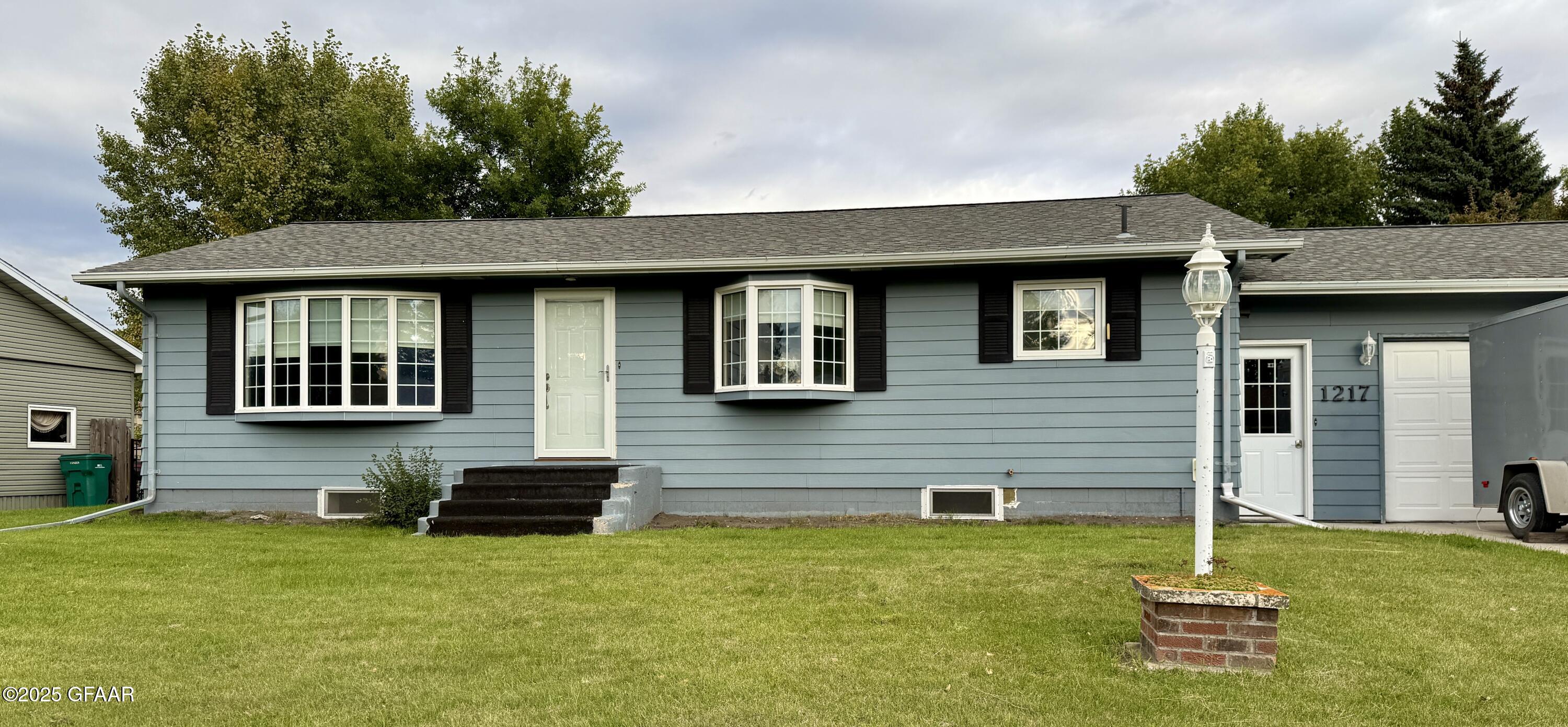 1217 10TH ST. Street