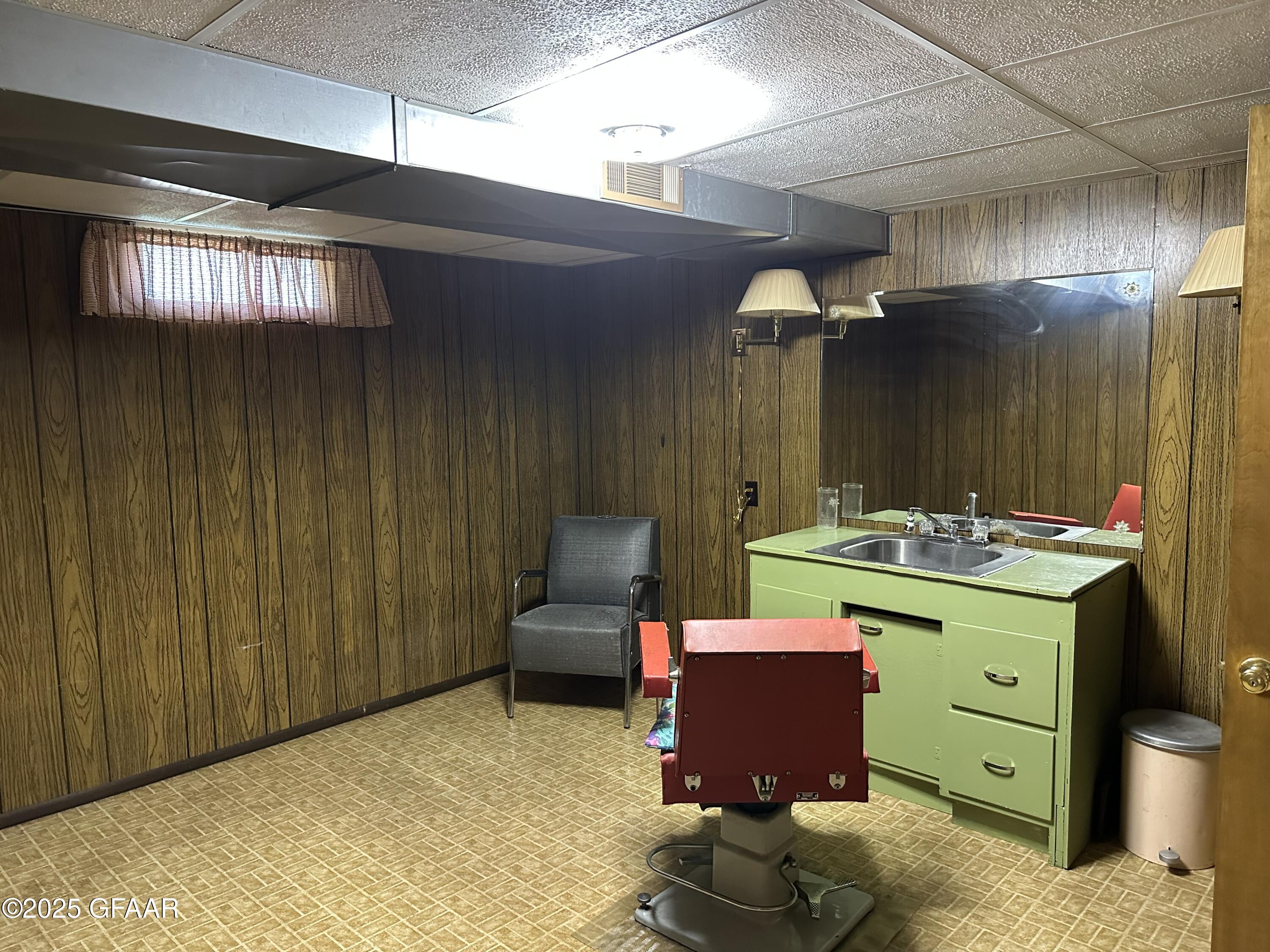 20440 STATE HIGHWAY 220 NW