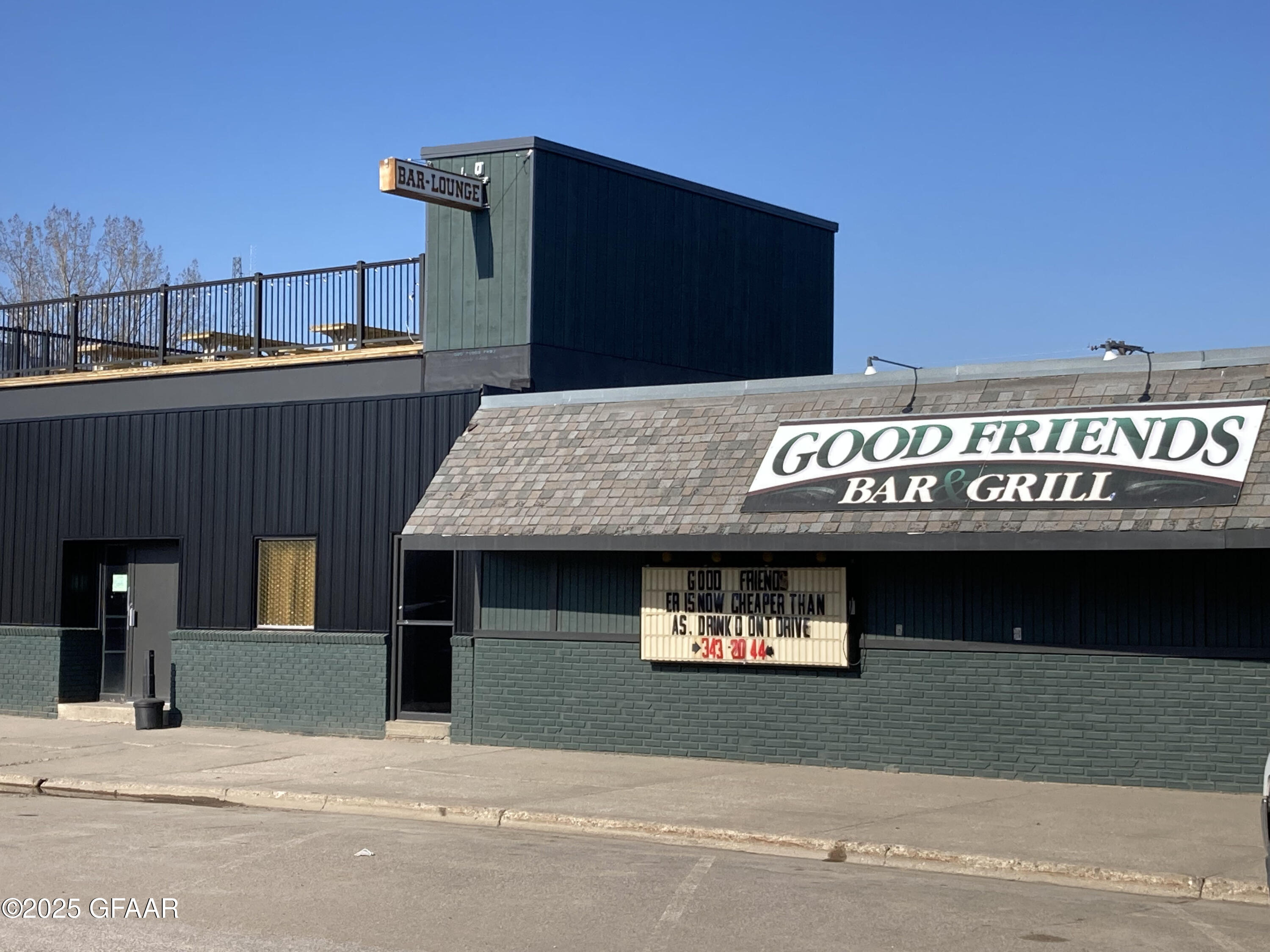 220 TOWNER Avenue
