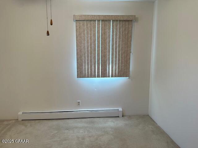 309 E Avenue E