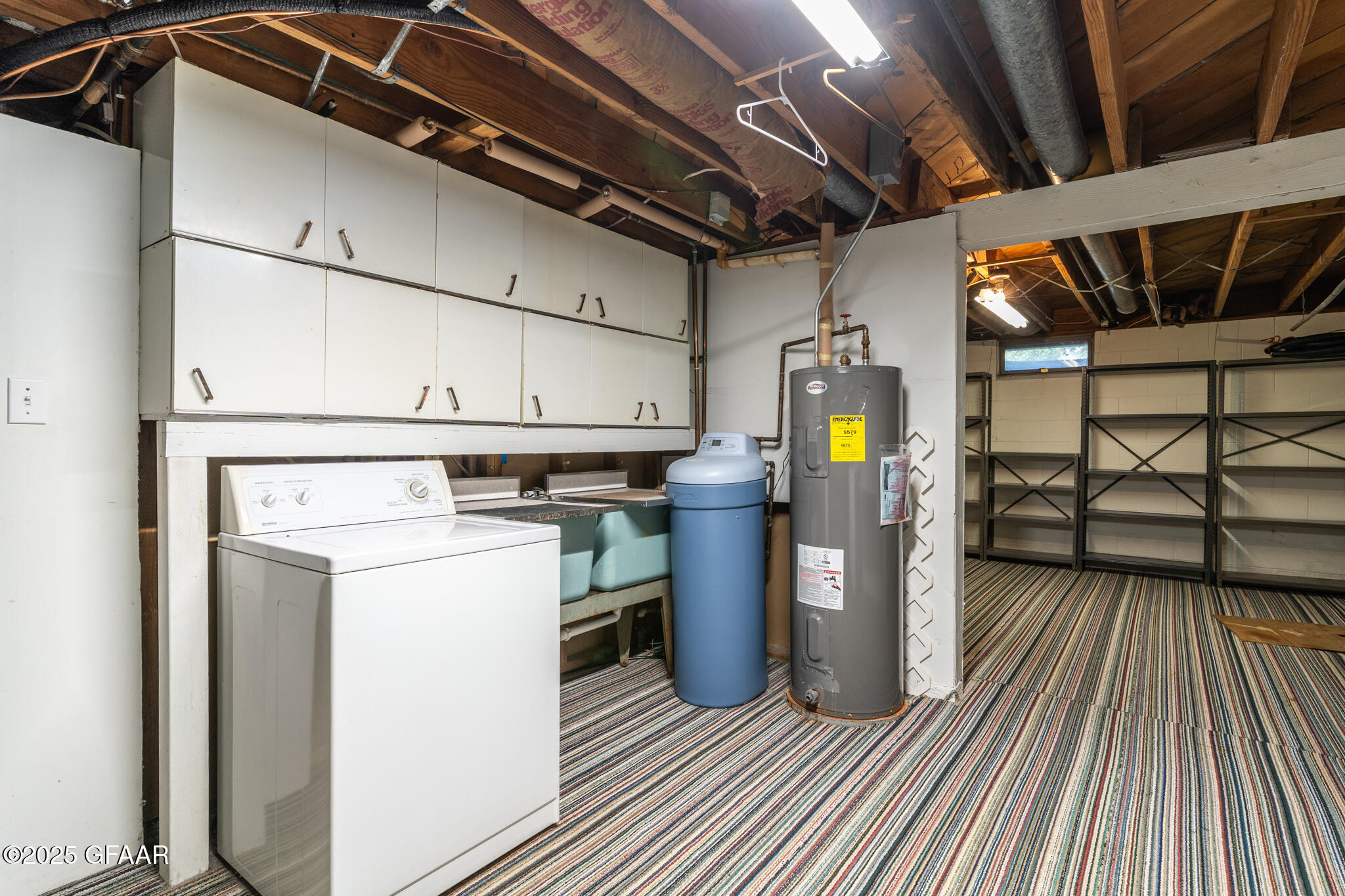 2618 CHESTNUT Street