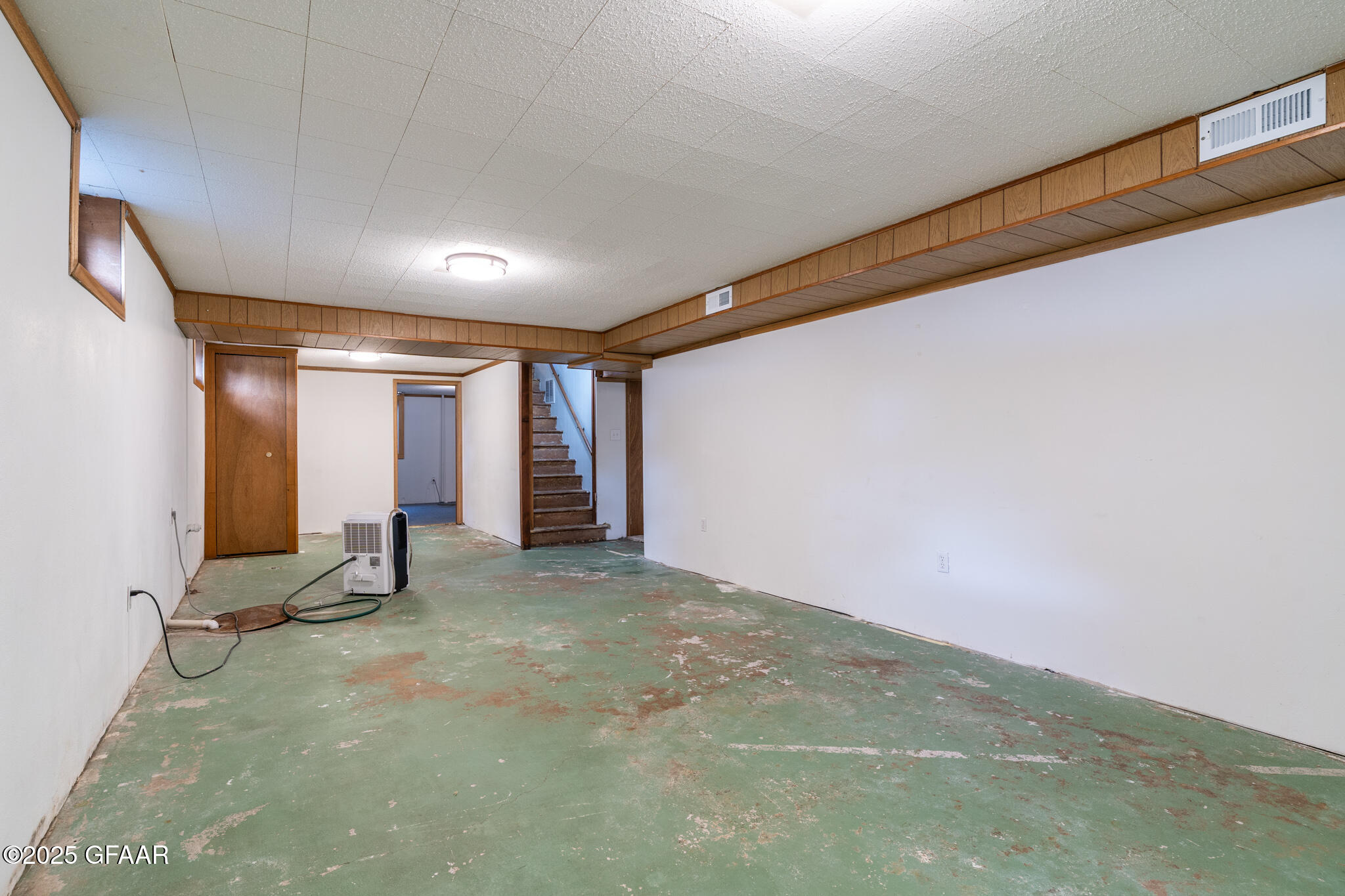 2618 CHESTNUT Street