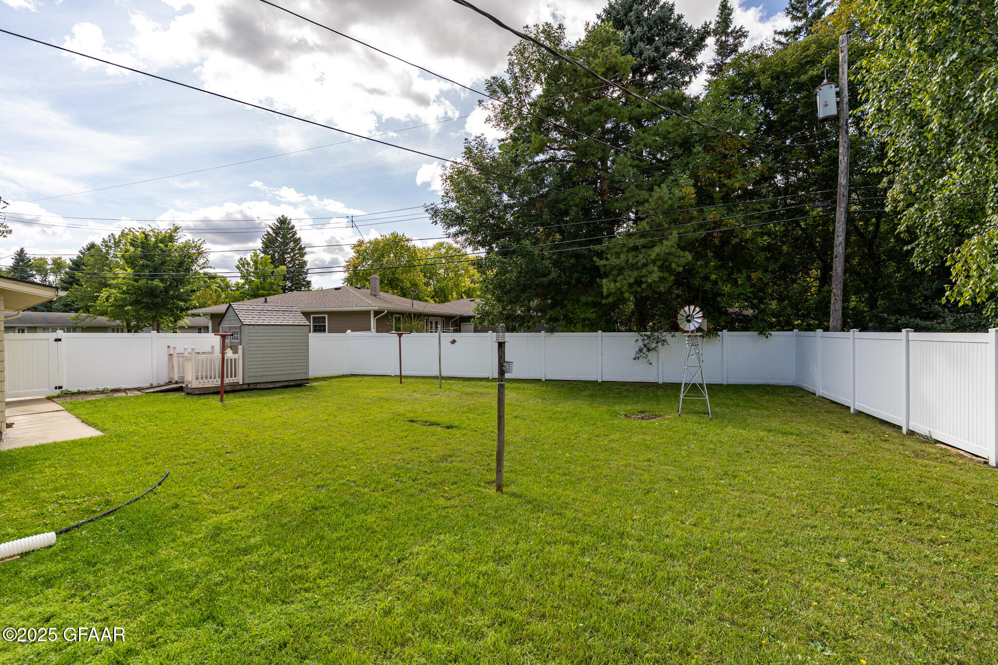 2618 CHESTNUT Street