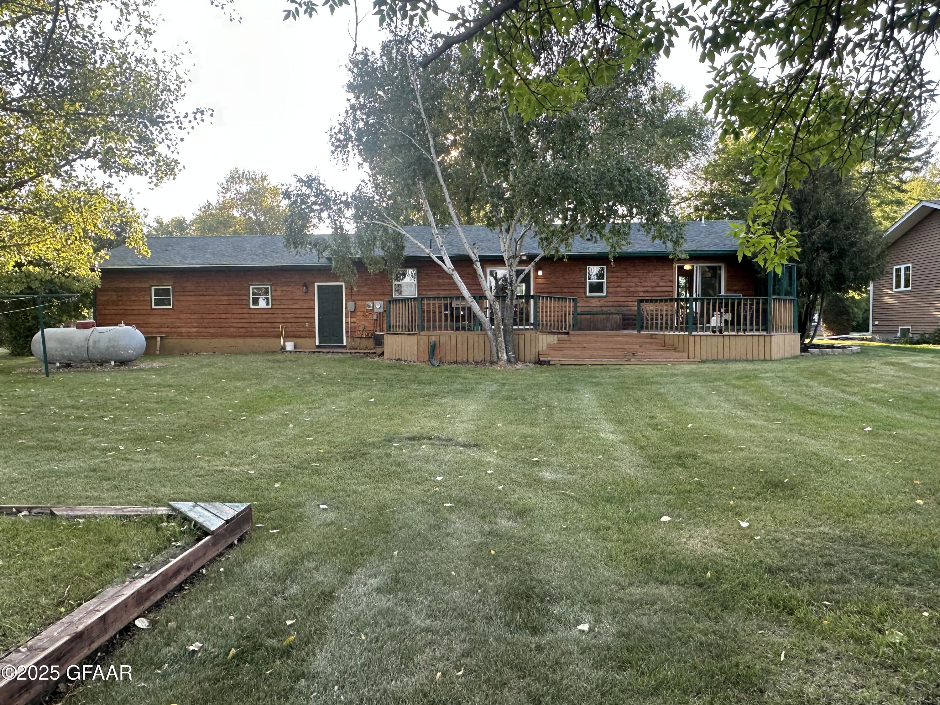 504 FRANKLIN Avenue E